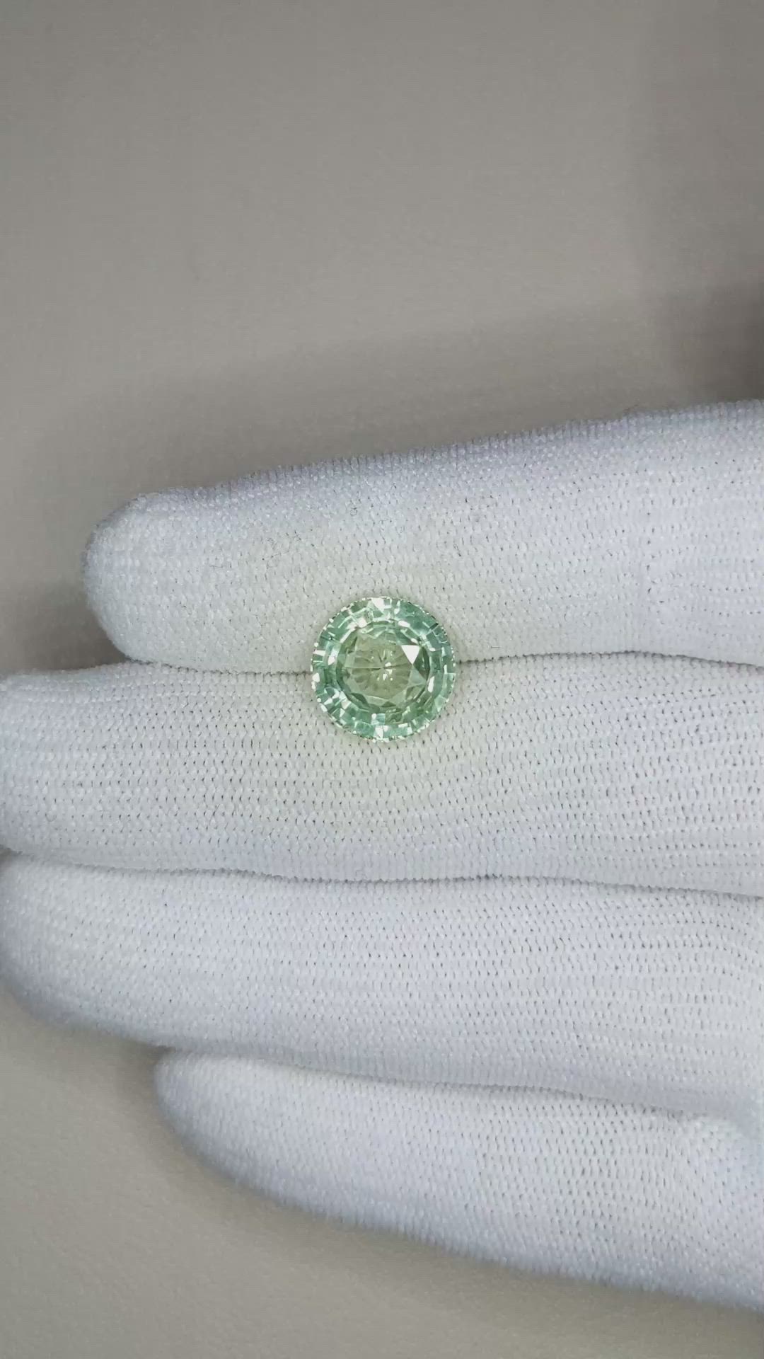 6.54 Ct. Green Sapphire from Ceylon (Sri Lanka) Size Video