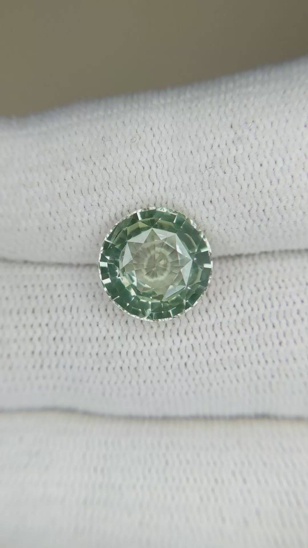 6.54 Ct. Green Sapphire from Ceylon (Sri Lanka) Size Video