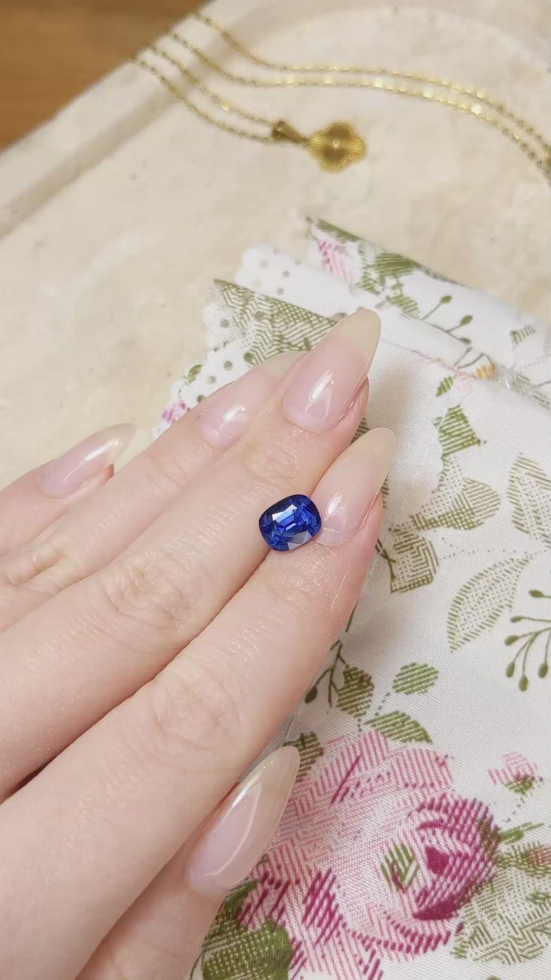 2.43 Ct. Blue Sapphire from Ceylon (Sri Lanka) Size Video