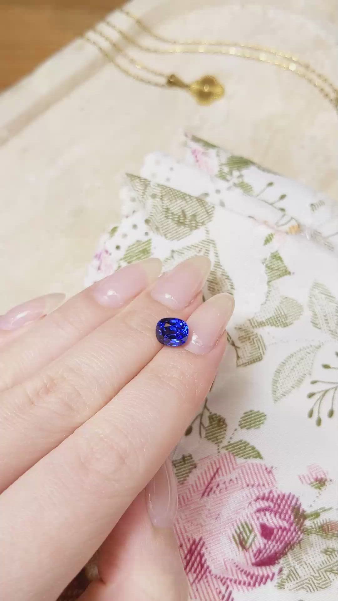 2.53 Ct. Blue Sapphire from Ceylon (Sri Lanka) Size Video