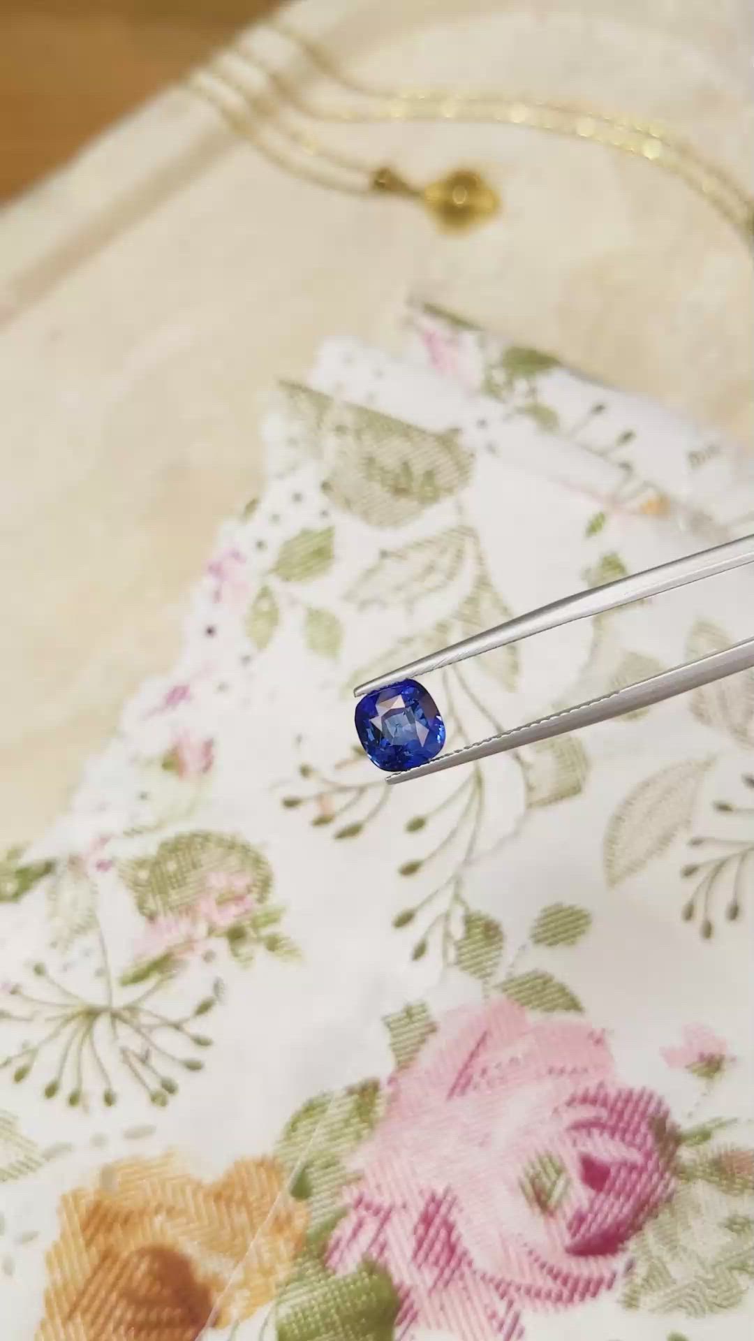 2.57 Ct. Blue Sapphire from Ceylon (Sri Lanka) Size Video