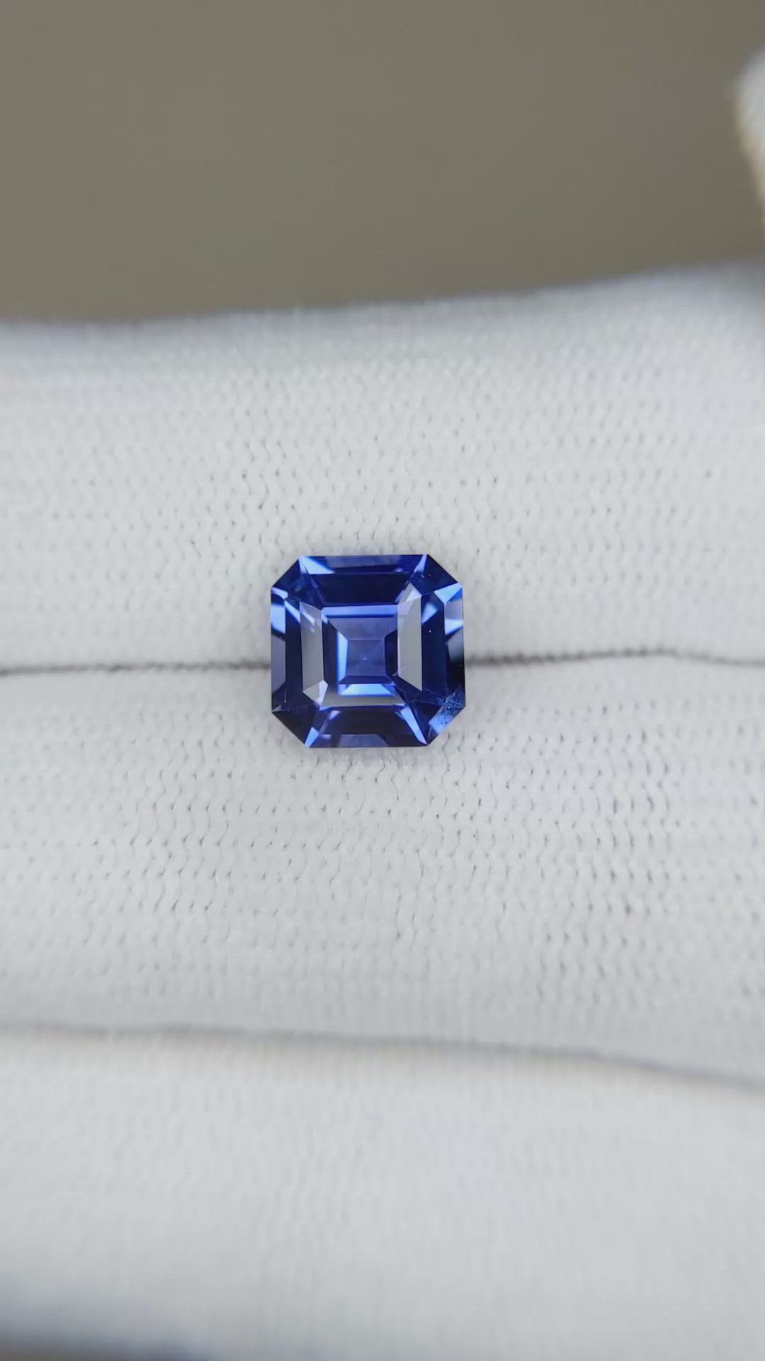 2.16 Ct. Blue Sapphire from Ceylon (Sri Lanka) Size Video