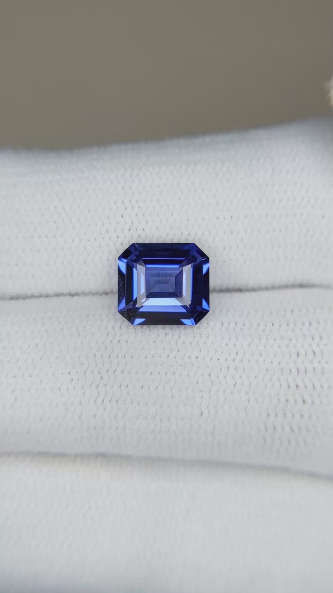 2.15 Ct. Blue Sapphire from Ceylon (Sri Lanka) Size Video