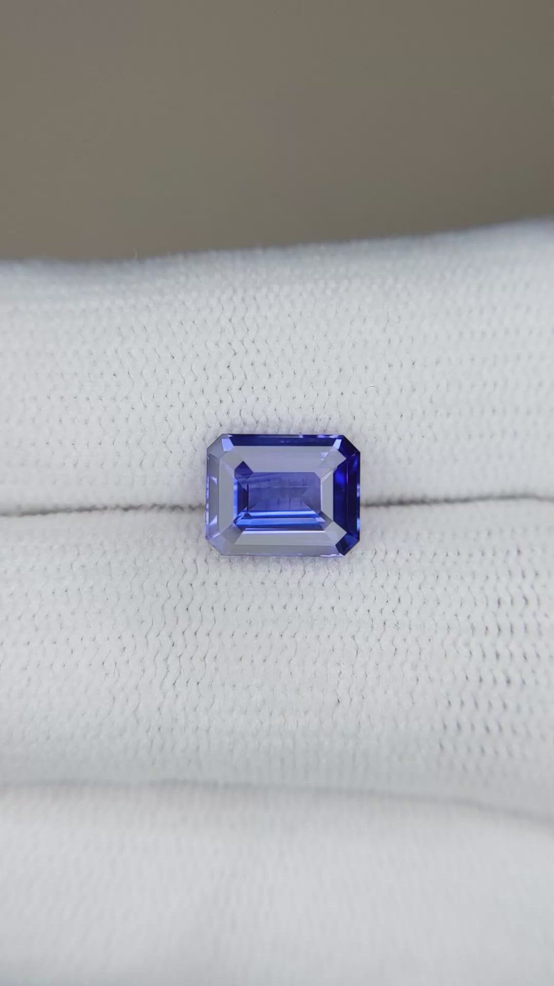 2.06 Ct. Blue Sapphire from Ceylon (Sri Lanka) Size Video
