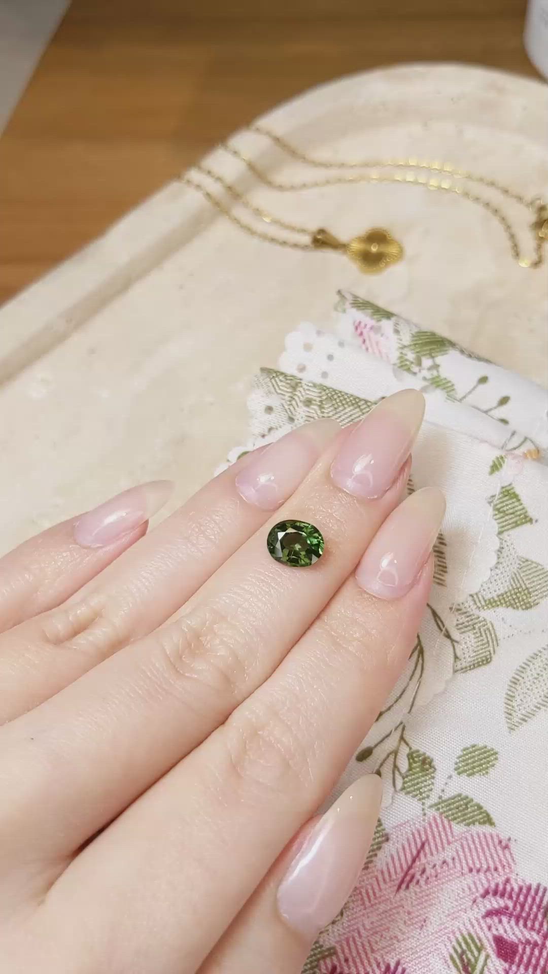 2.33 Ct. Green Sapphire from Ceylon (Sri Lanka) Size Video