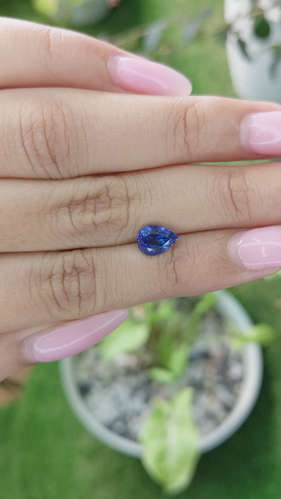 1.54 Ct. Blue Sapphire from Ceylon (Sri Lanka) Size Video
