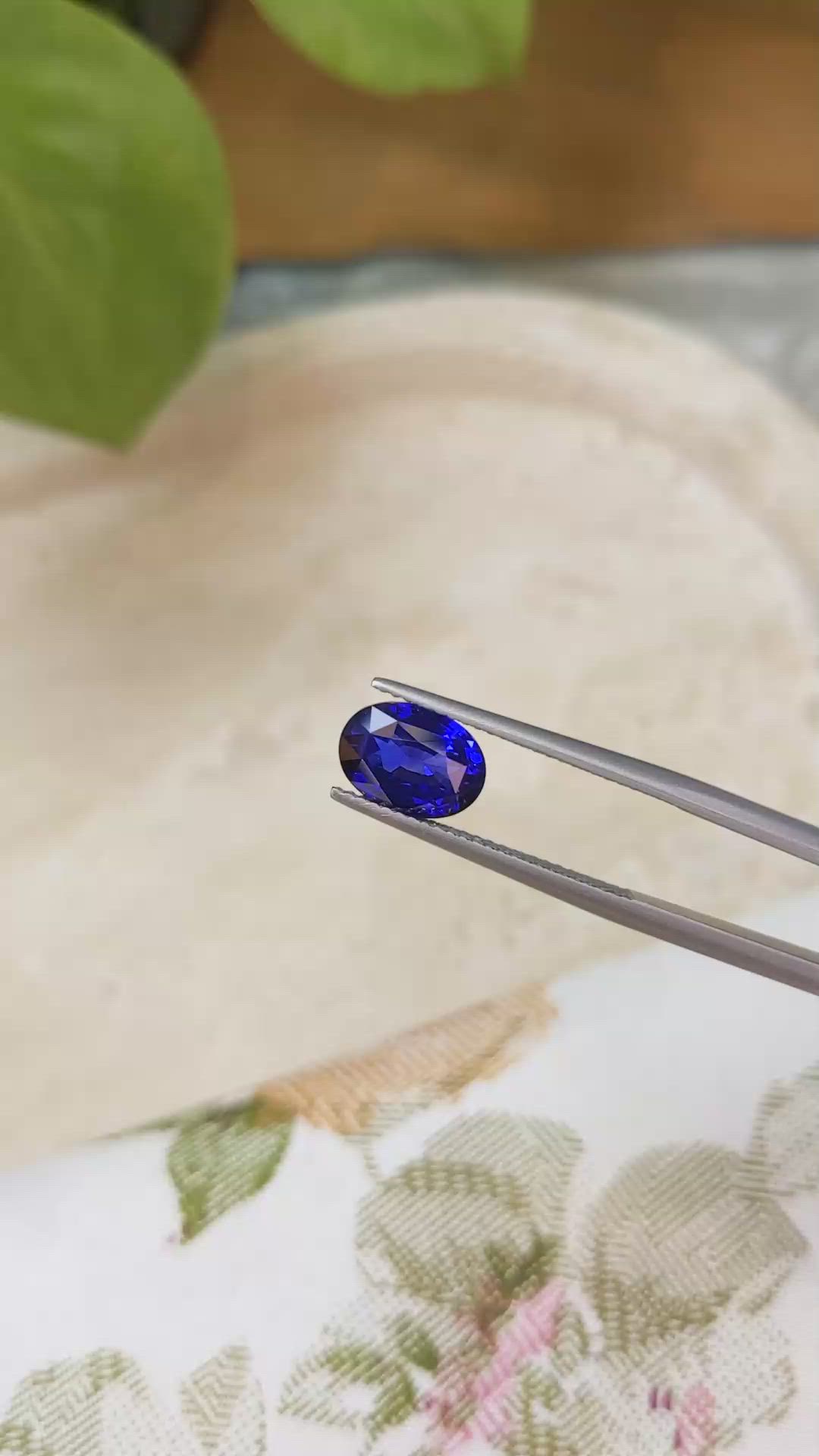 3.04 Ct. Blue Sapphire from Ceylon (Sri Lanka) Size Video