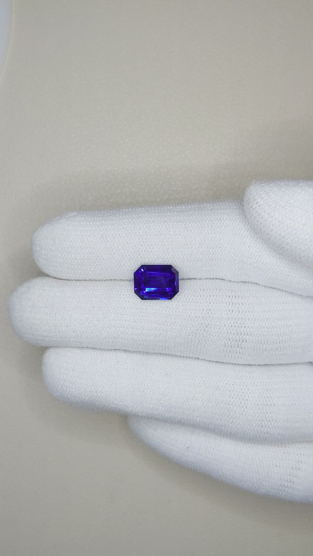 3.05 Ct. Blue Sapphire from Ceylon (Sri Lanka) Size Video