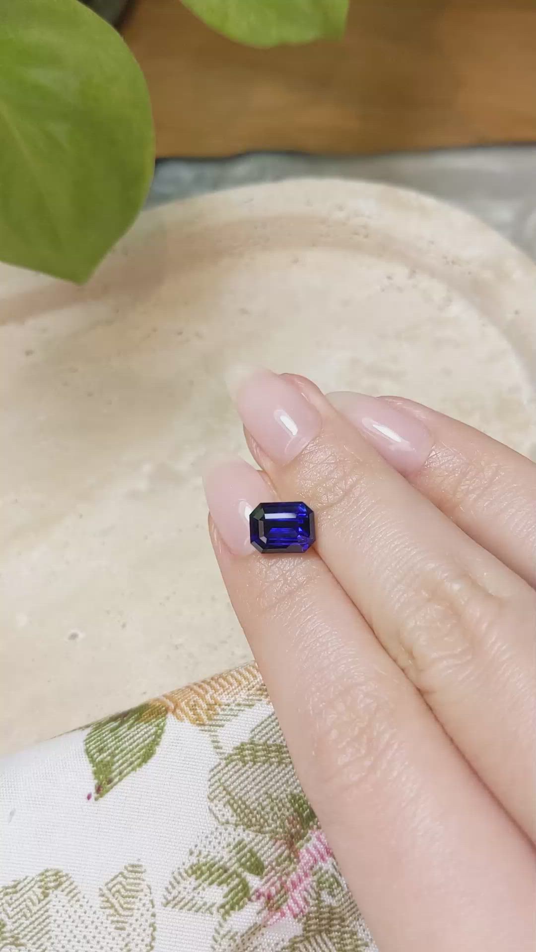 3.05 Ct. Blue Sapphire from Ceylon (Sri Lanka) Size Video