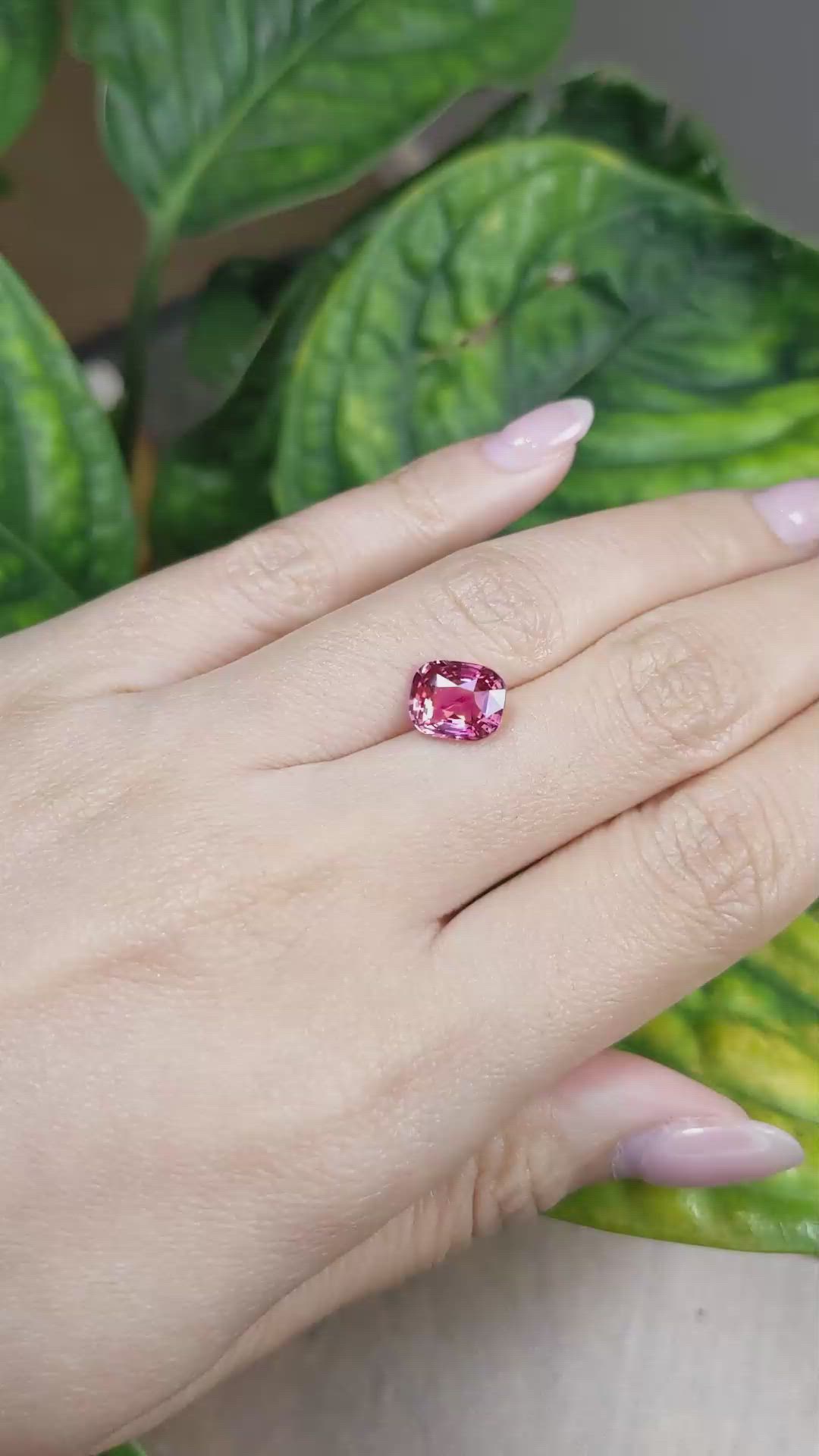 3.08 Ct. Pink Sapphire from Ceylon (Sri Lanka) Size Video