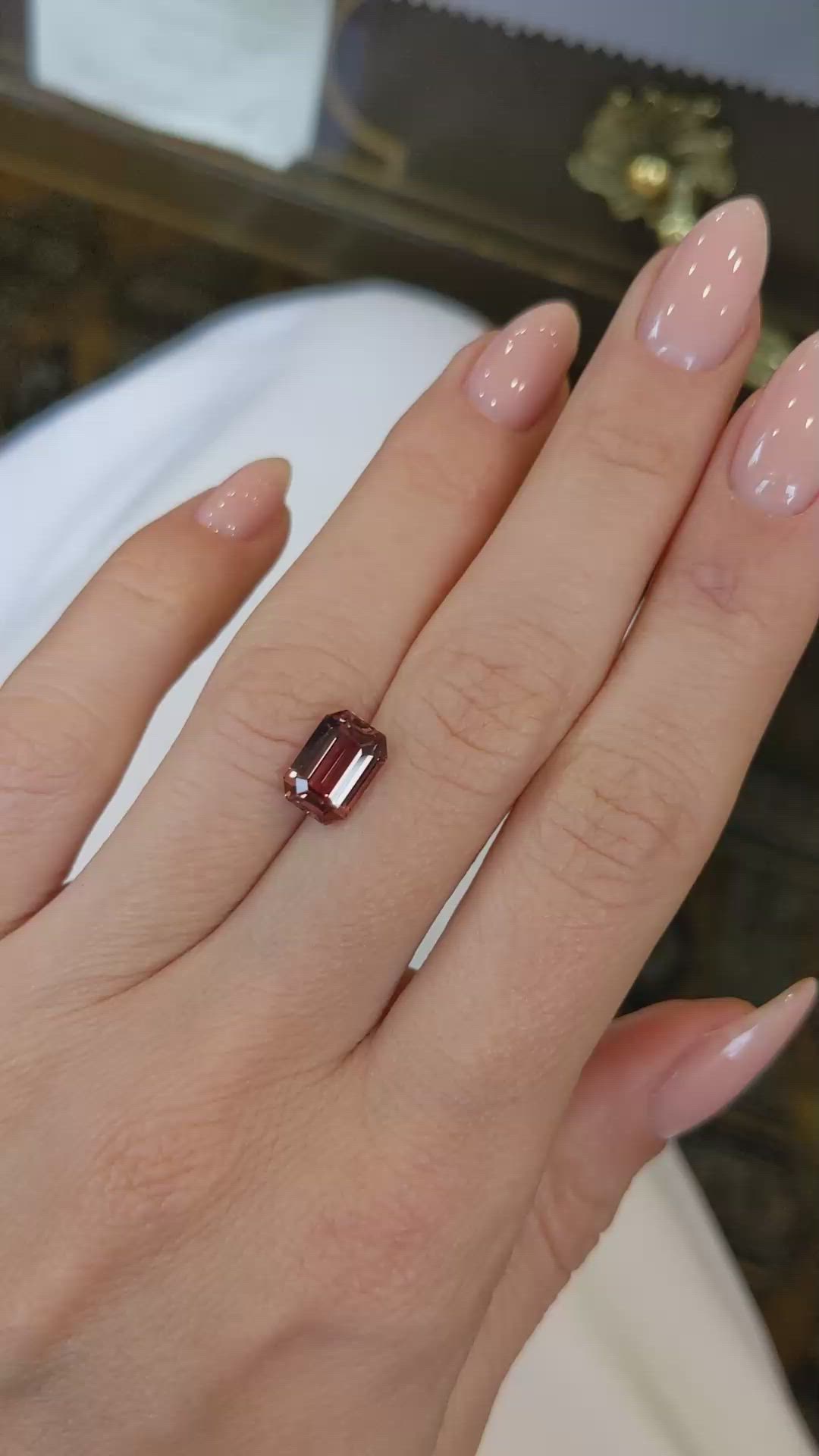 3.01 Ct. Brown Sapphire from Ceylon (Sri Lanka) Size Video