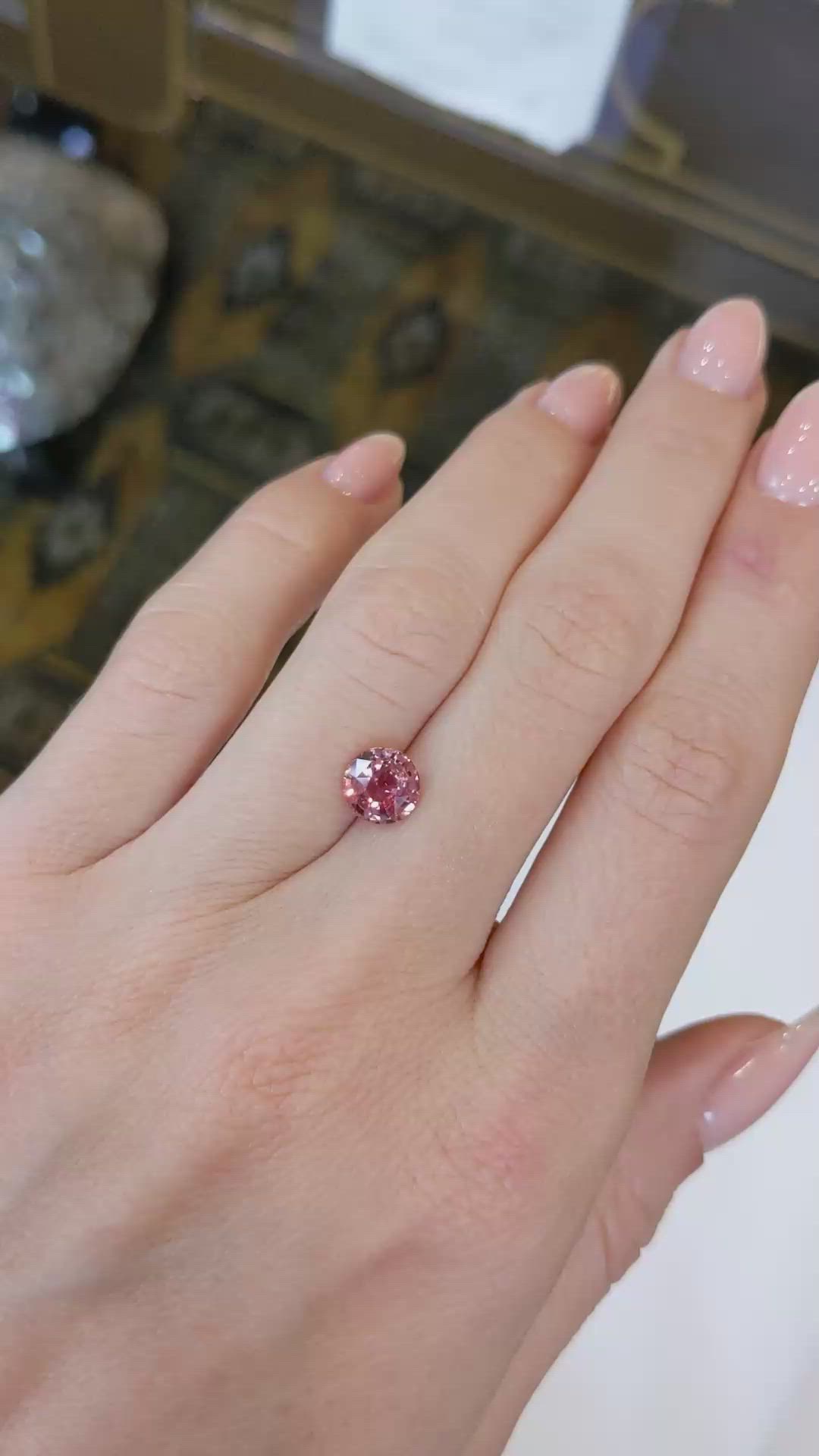 1.53 Ct. Padparadscha Sapphire from Ceylon (Sri Lanka) Size Video