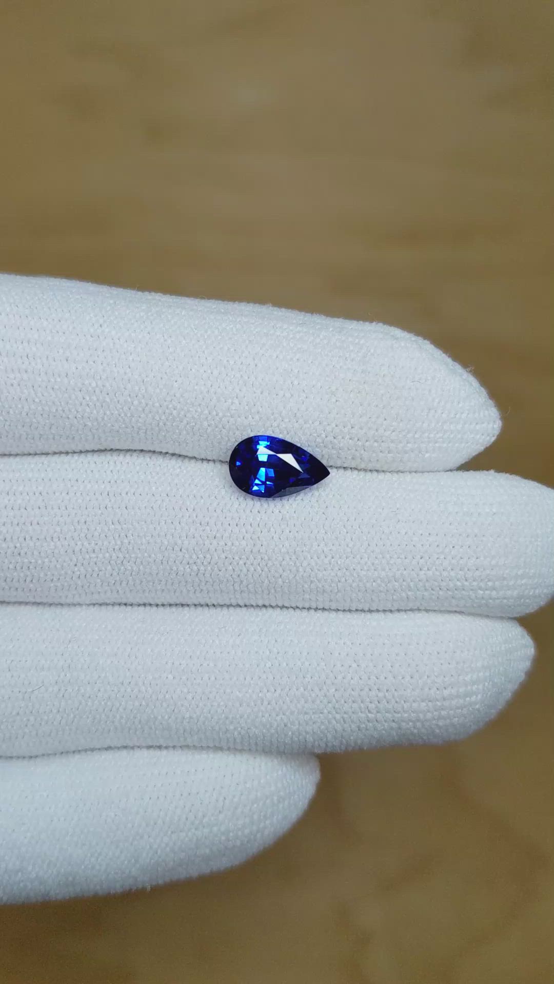 2.12 Ct. Blue Sapphire from Ceylon (Sri Lanka) Size Video