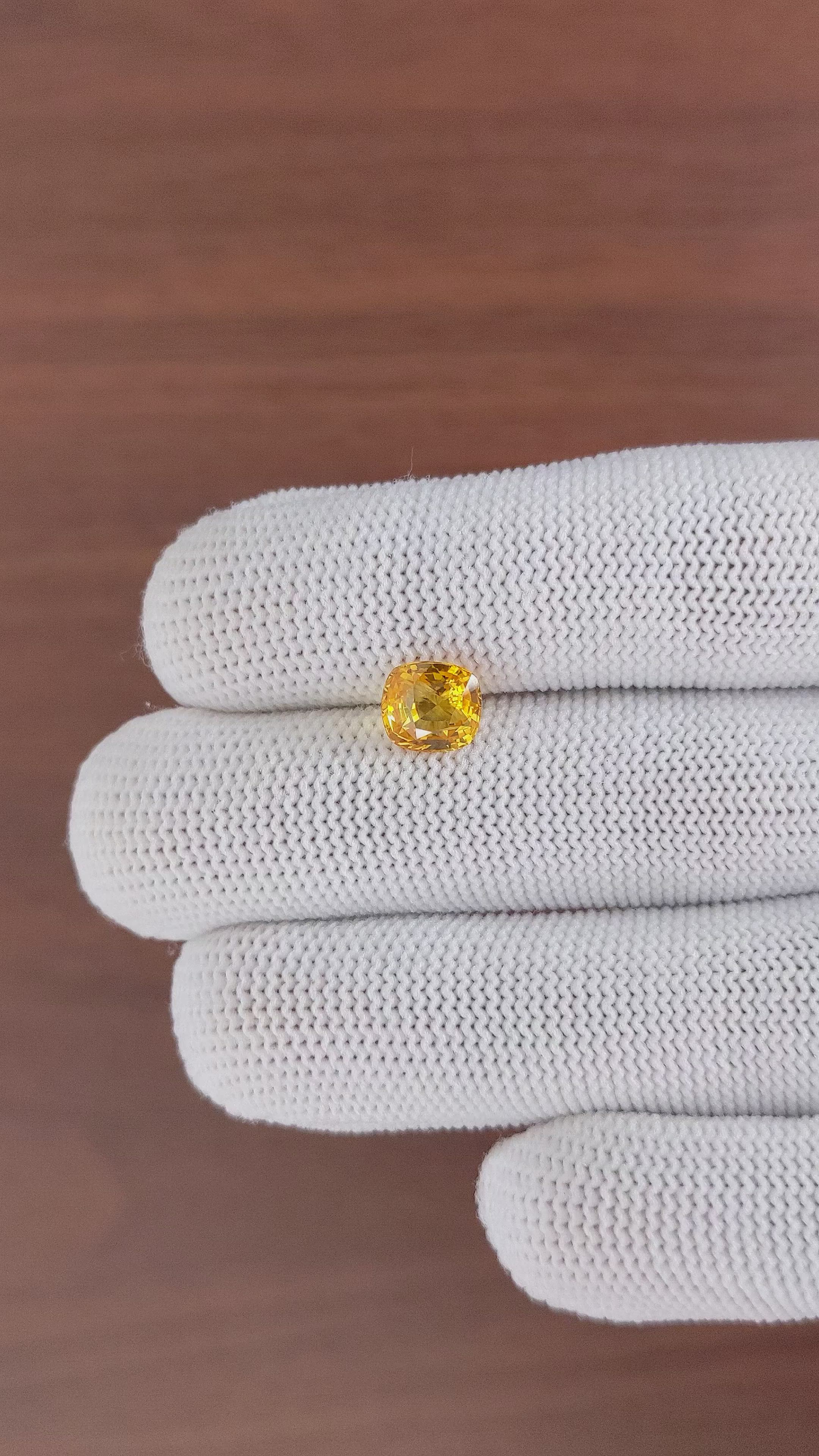 2.60 Ct. Orangish Yellow Sapphire from Ceylon (Sri Lanka) Size Video