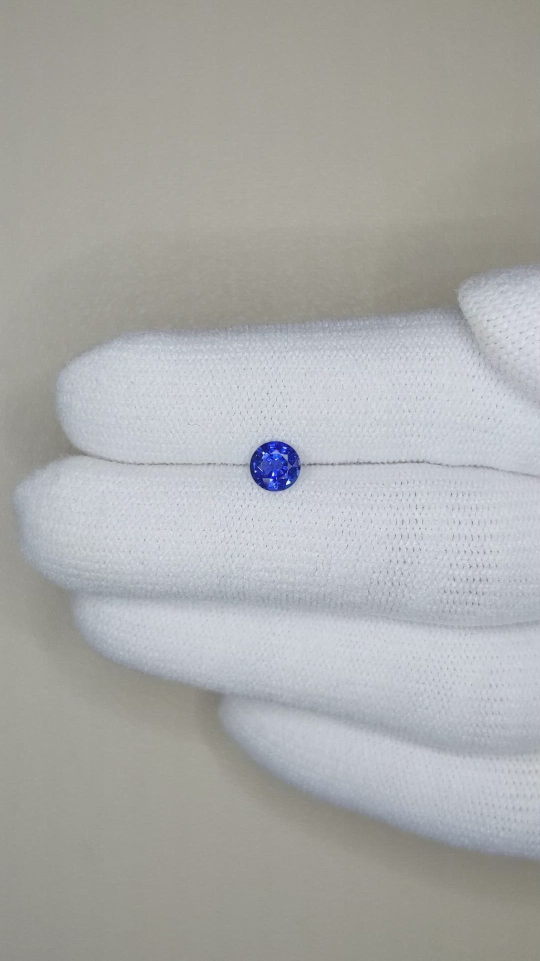 0.50 Ct. Blue Sapphire from Ceylon (Sri Lanka) Size Video