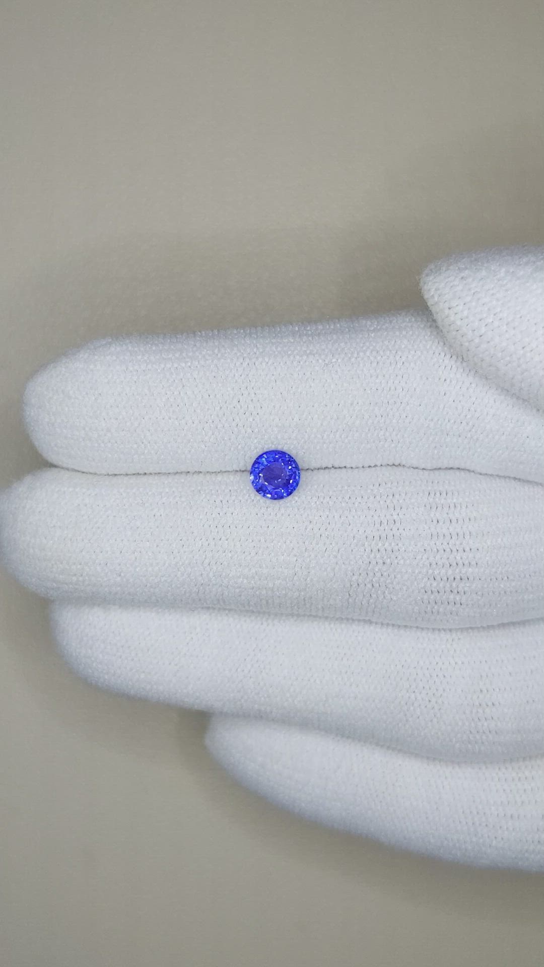 0.60 Ct. Blue Sapphire from Ceylon (Sri Lanka) Size Video