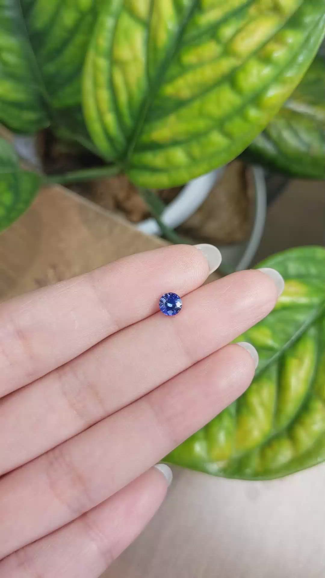 0.71 Ct. Blue Sapphire from Ceylon (Sri Lanka) Size Video