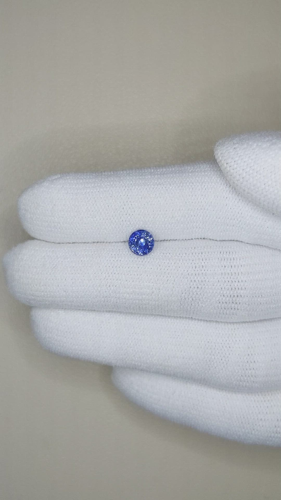 0.71 Ct. Blue Sapphire from Ceylon (Sri Lanka) Size Video