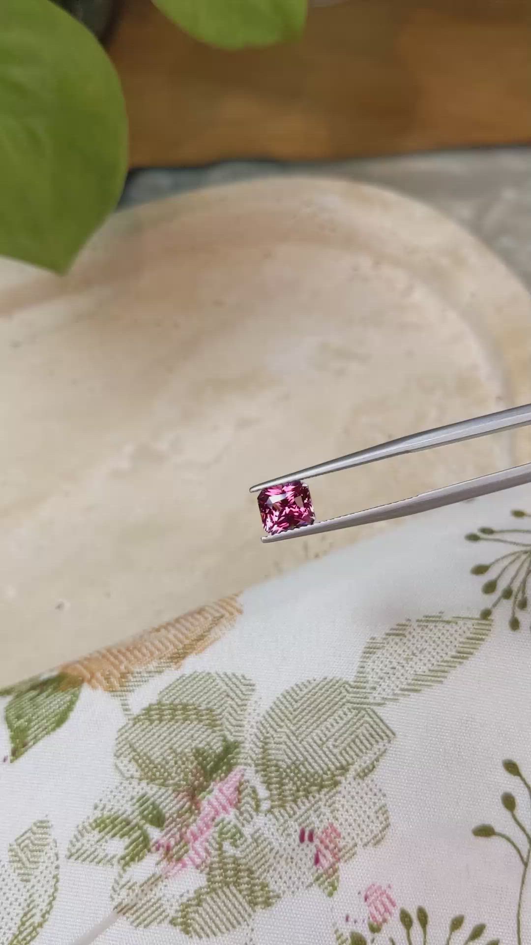1.49 Ct. Reddish Pink Sapphire from Ceylon (Sri Lanka) Size Video