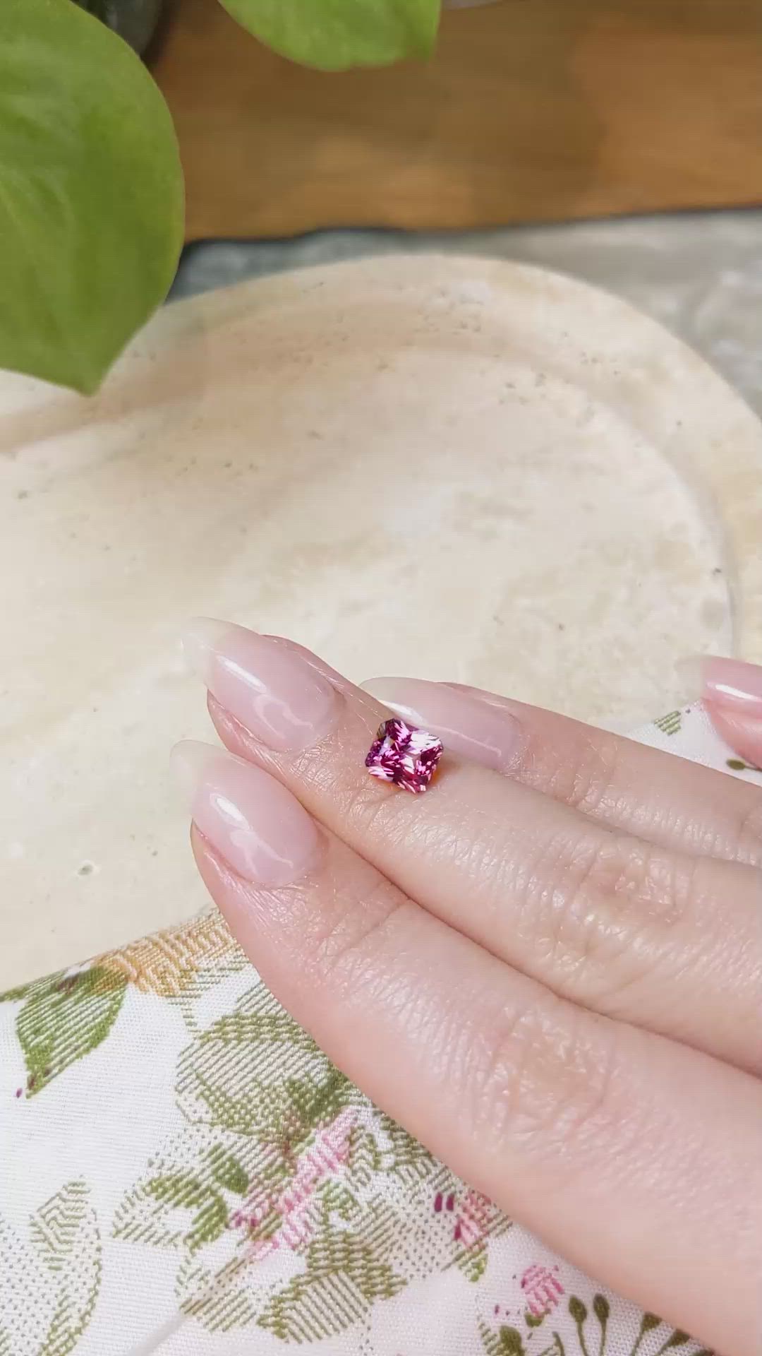 1.49 Ct. Reddish Pink Sapphire from Ceylon (Sri Lanka) Size Video