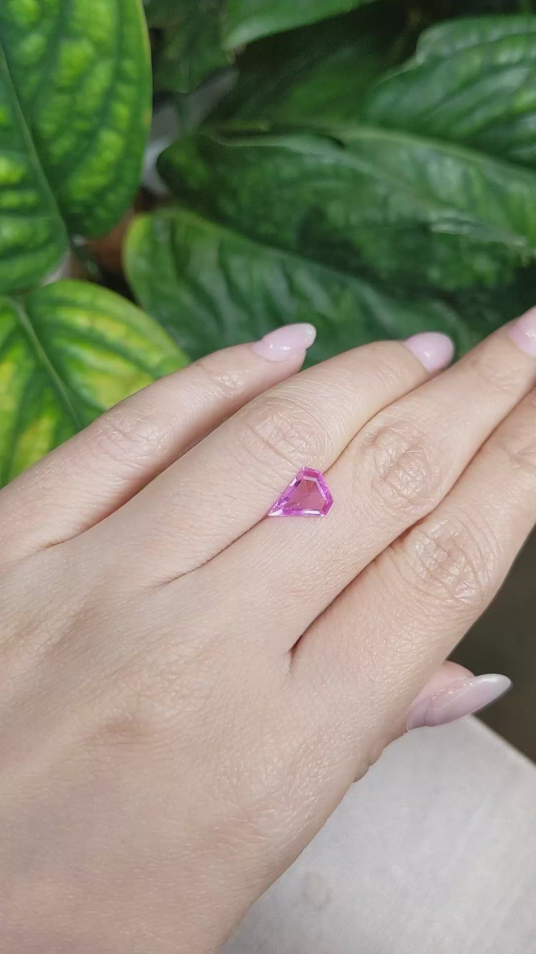 1.12 Ct. Pink Sapphire from Ceylon (Sri Lanka) Size Video