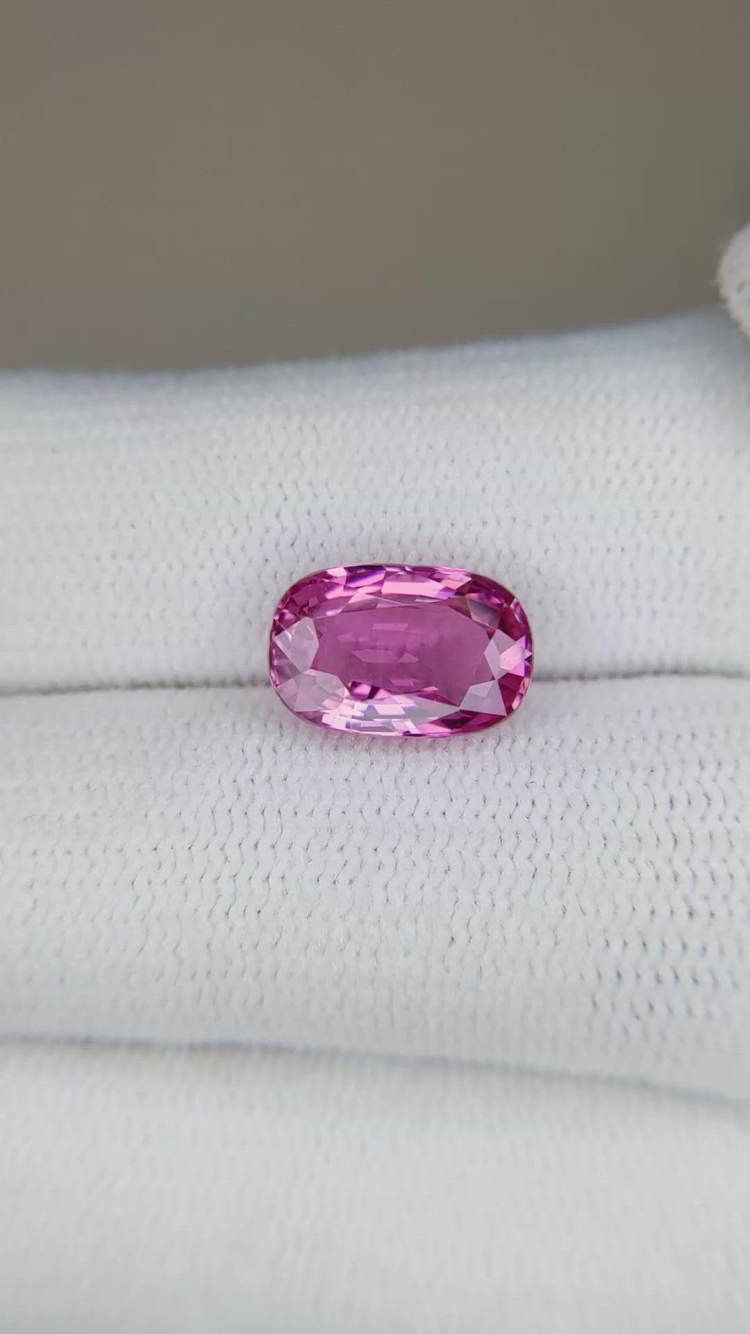 3.08 Ct. Pink Sapphire from Ceylon (Sri Lanka) Size Video