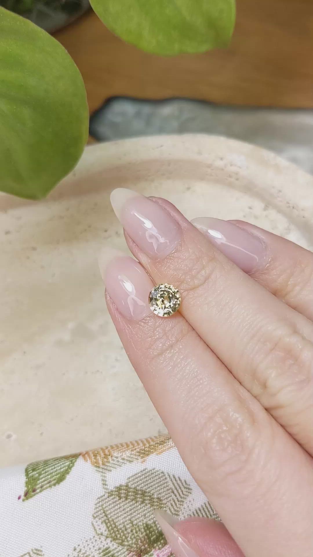 1.35 Ct. Yellow Sapphire from Ceylon (Sri Lanka) Size Video