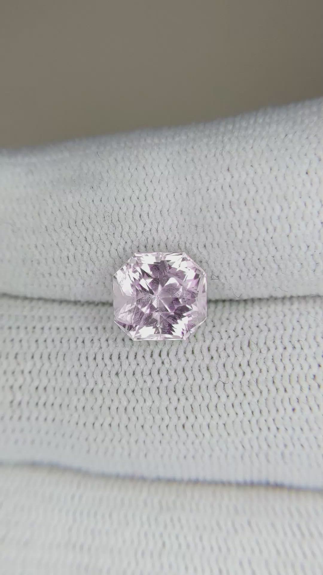 3.44 Ct. Pink Sapphire from Ceylon (Sri Lanka) Size Video