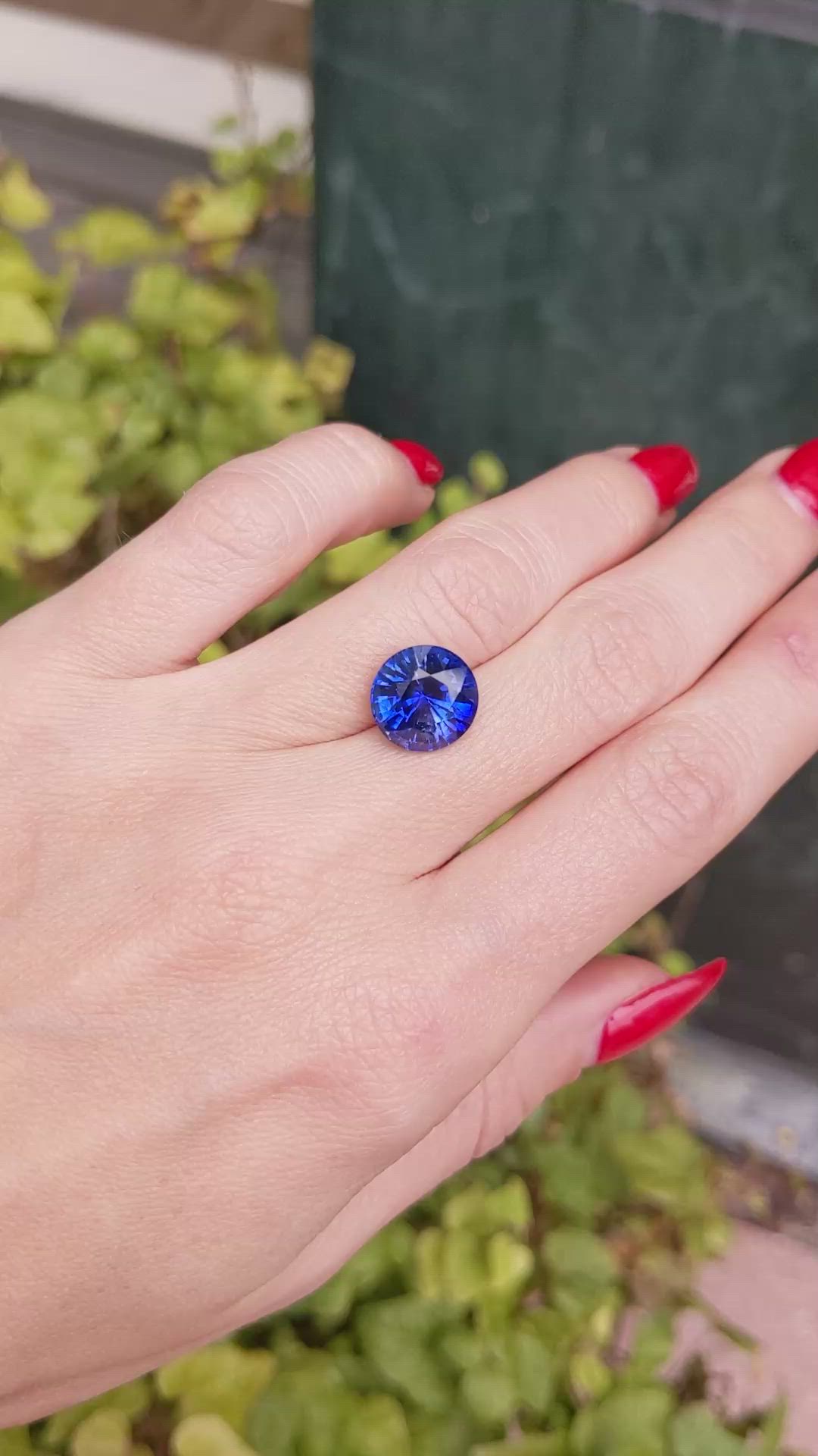 6.41 Ct. Blue Sapphire from Ceylon (Sri Lanka) Size Video
