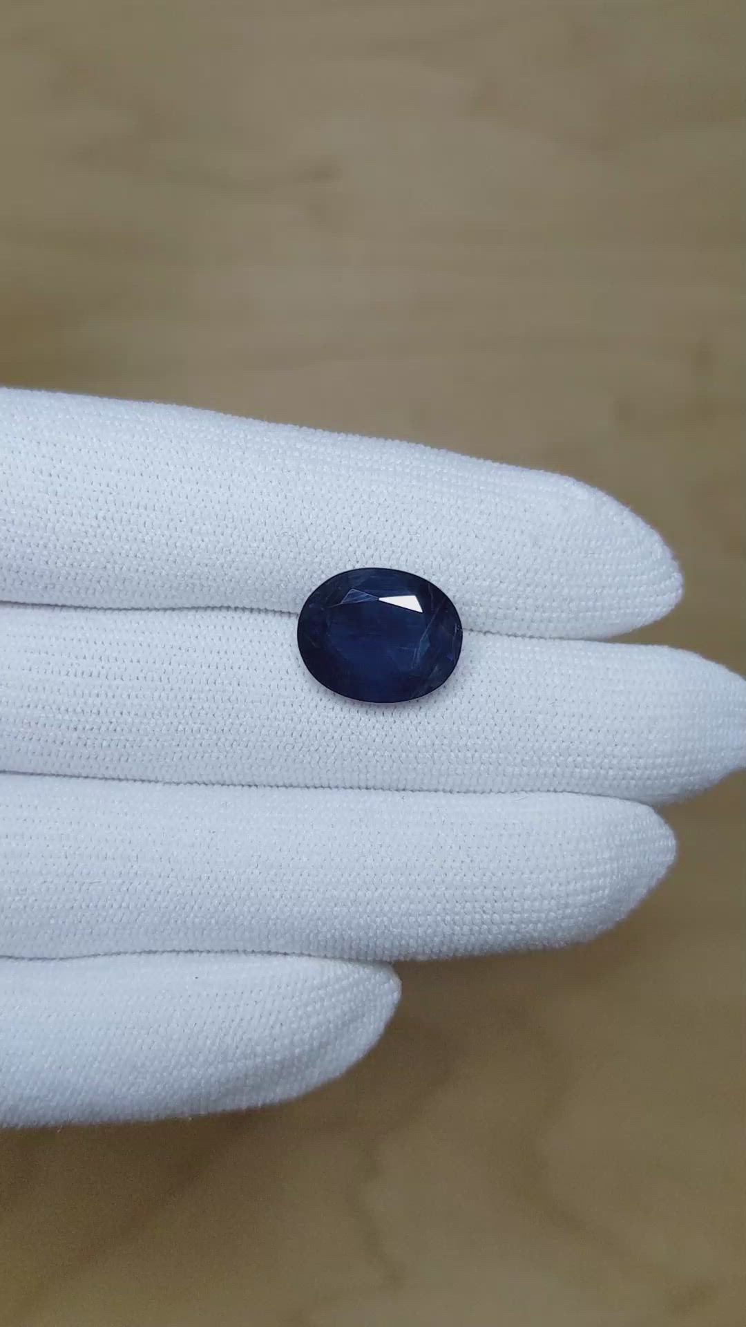 9.07 Ct. Blue Sapphire from Thailand Size Video