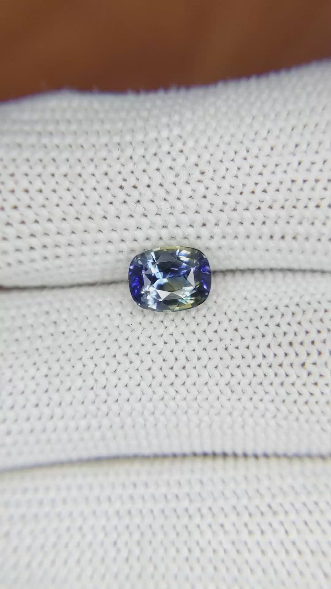 1.78 Ct. Bi Color Sapphire from Ceylon (Sri Lanka) Size Video