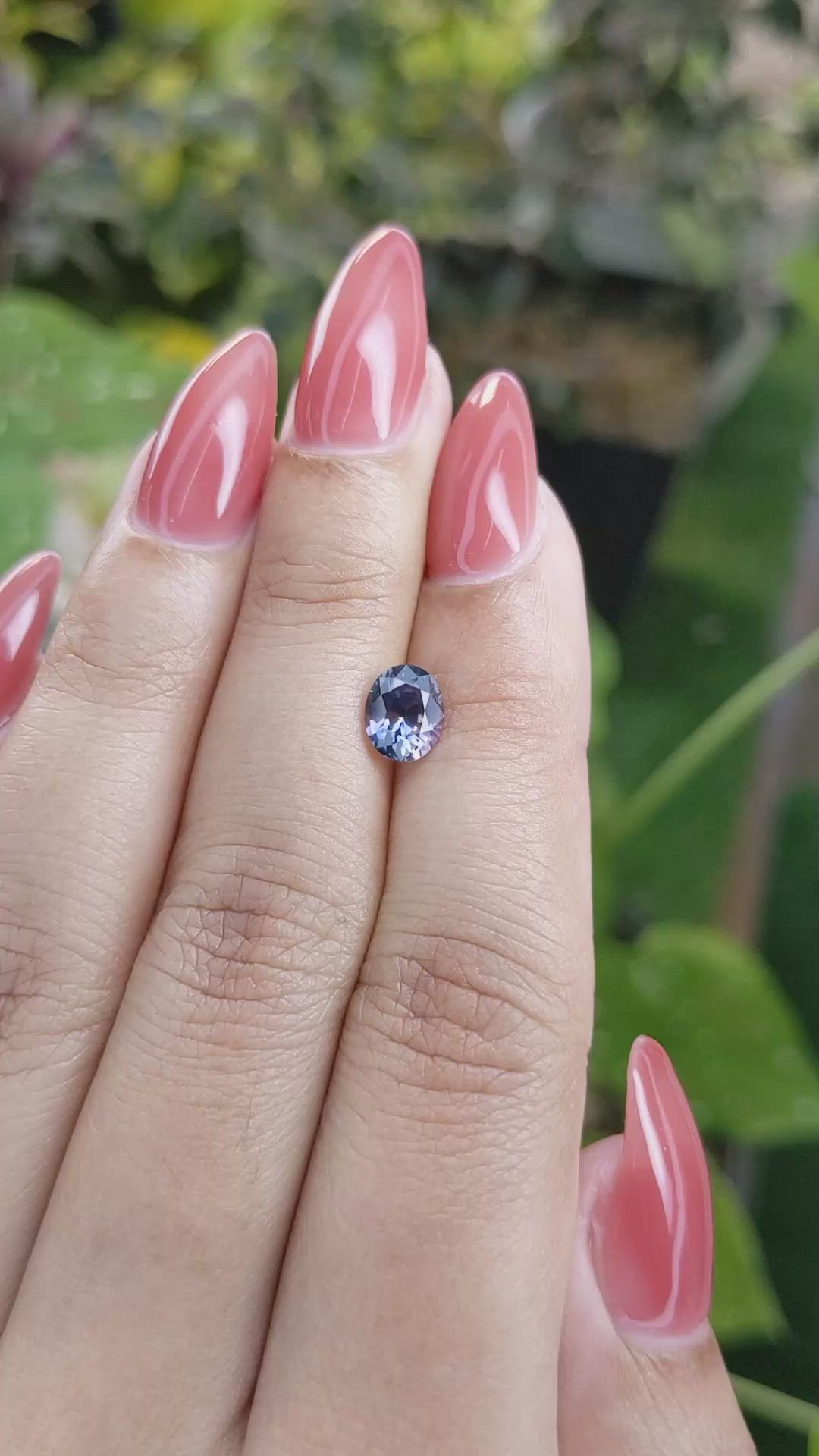 1.29 Ct. Bi Color Sapphire from Ceylon (Sri Lanka) Size Video