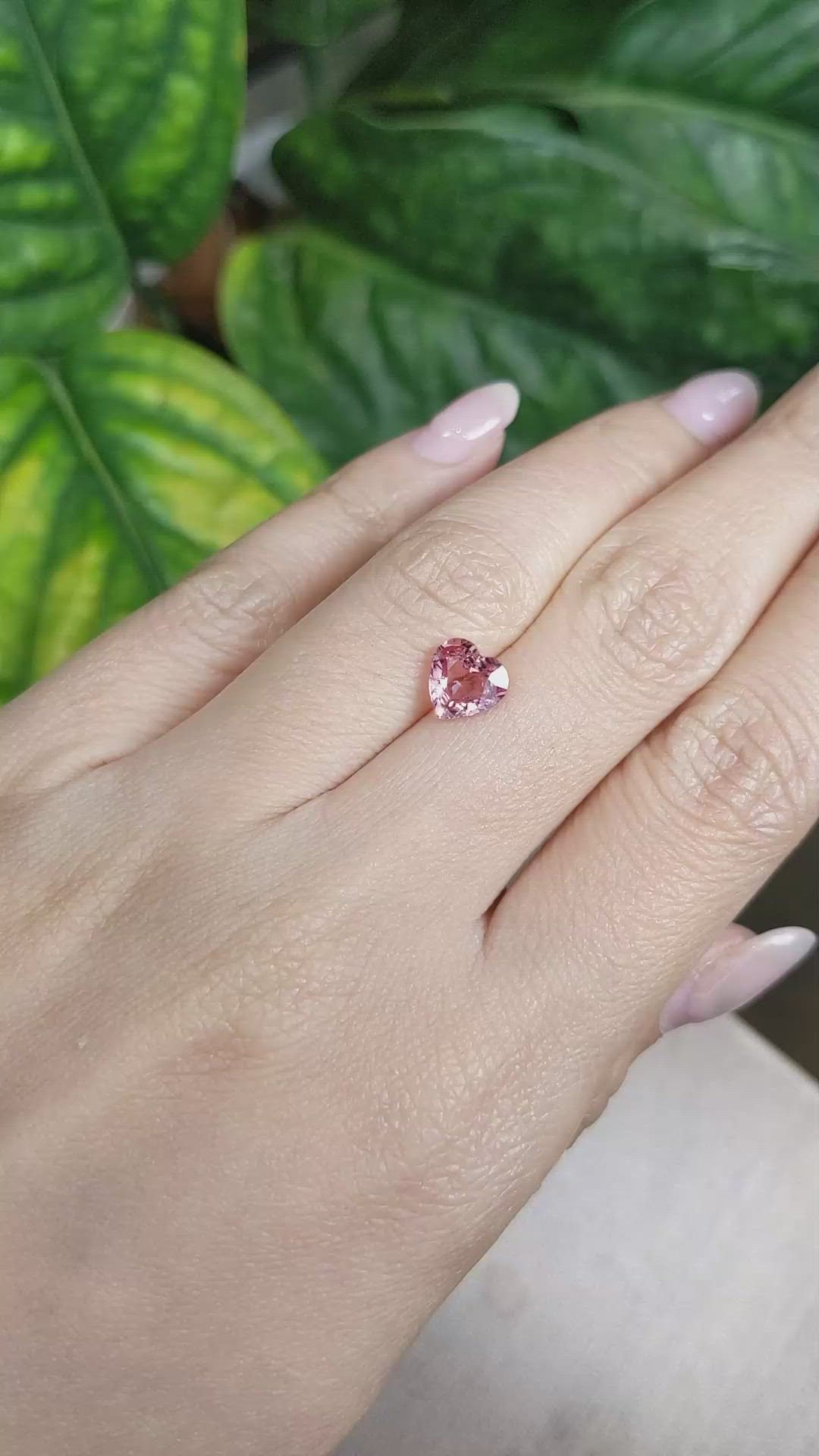 1.55 Ct. Padparadscha Sapphire from Ceylon (Sri Lanka) Size Video