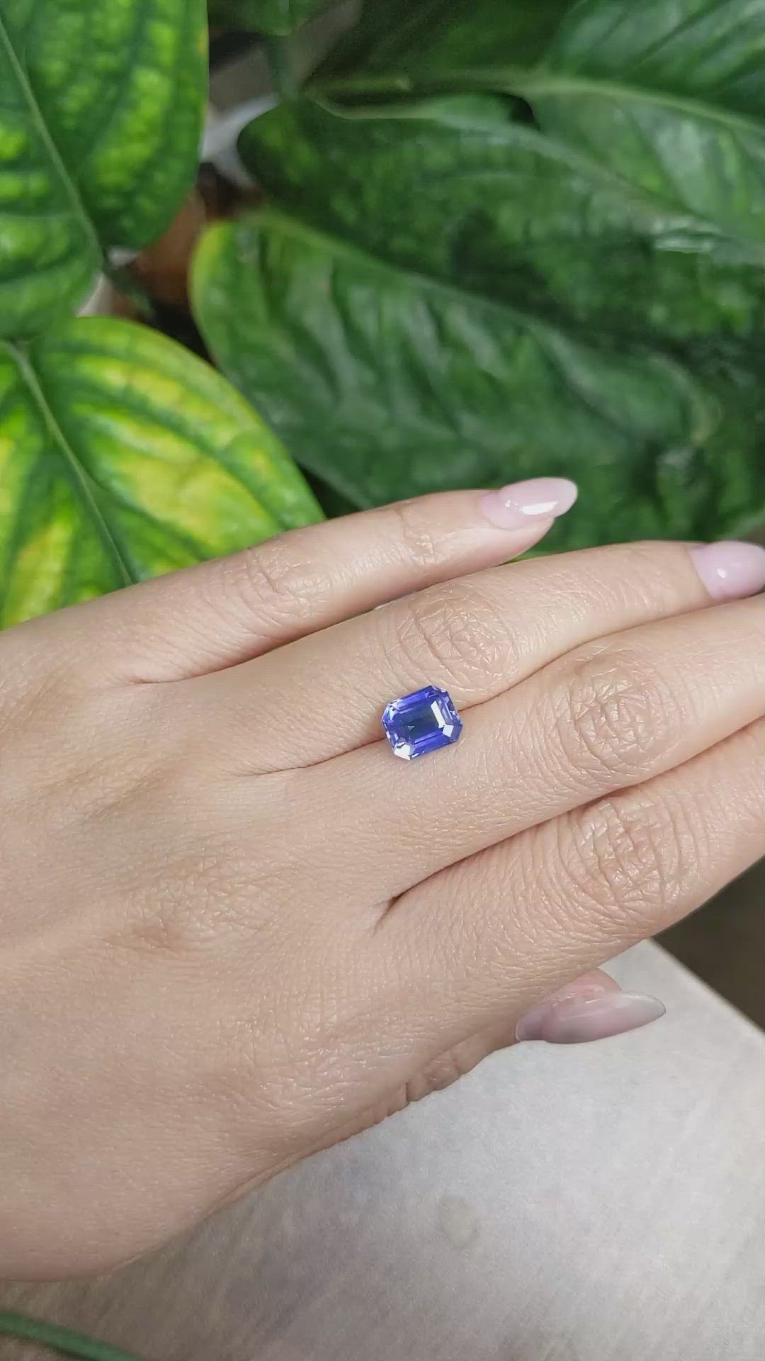 2.39 Ct. Purplish Blue Sapphire from Ceylon (Sri Lanka) Size Video