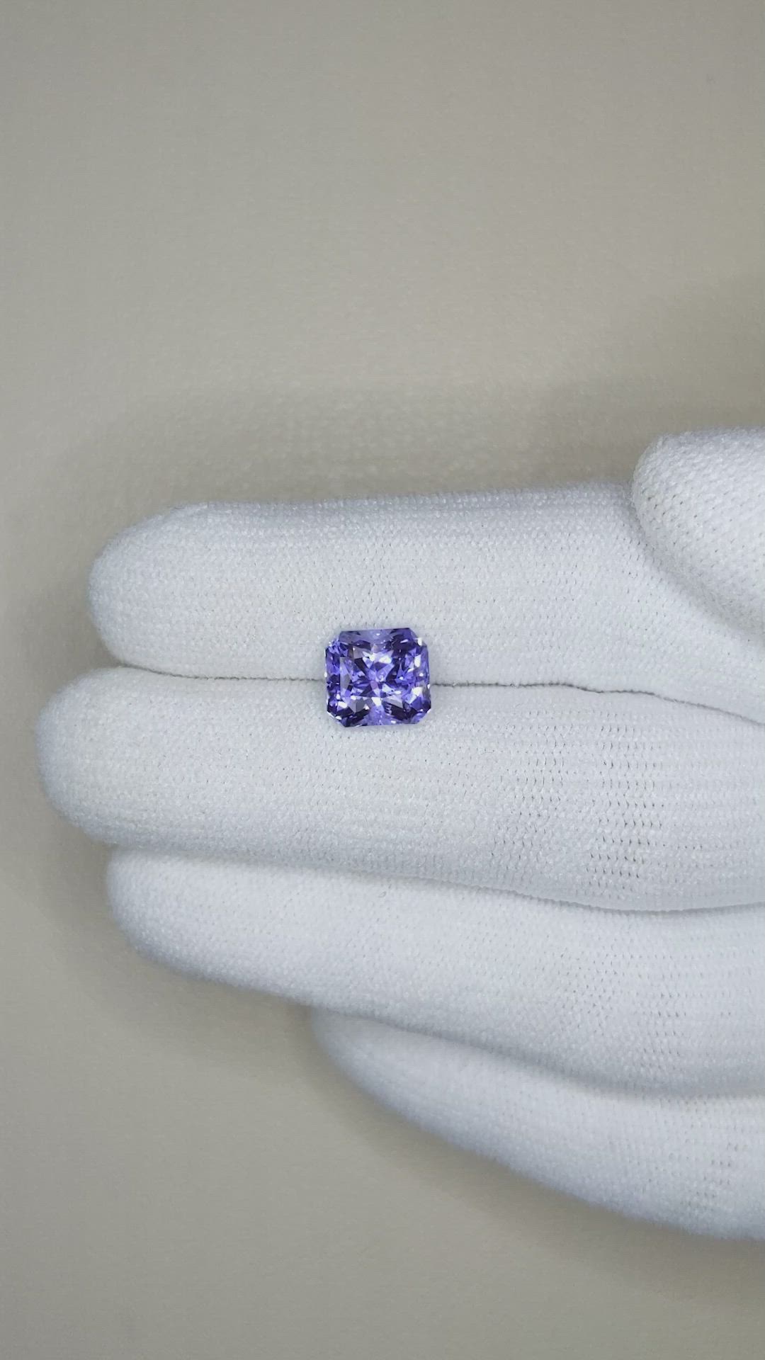 2.75 Ct. Blue Sapphire from Ceylon (Sri Lanka) Size Video