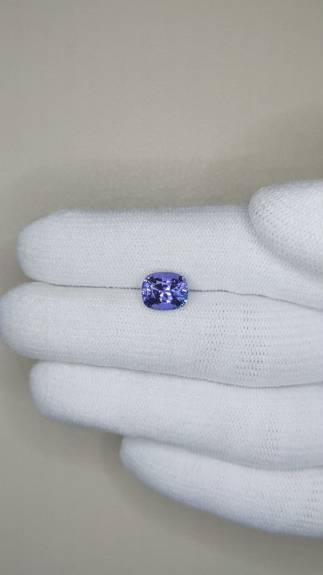 2.56 Ct. Blue Sapphire from Ceylon (Sri Lanka) Size Video