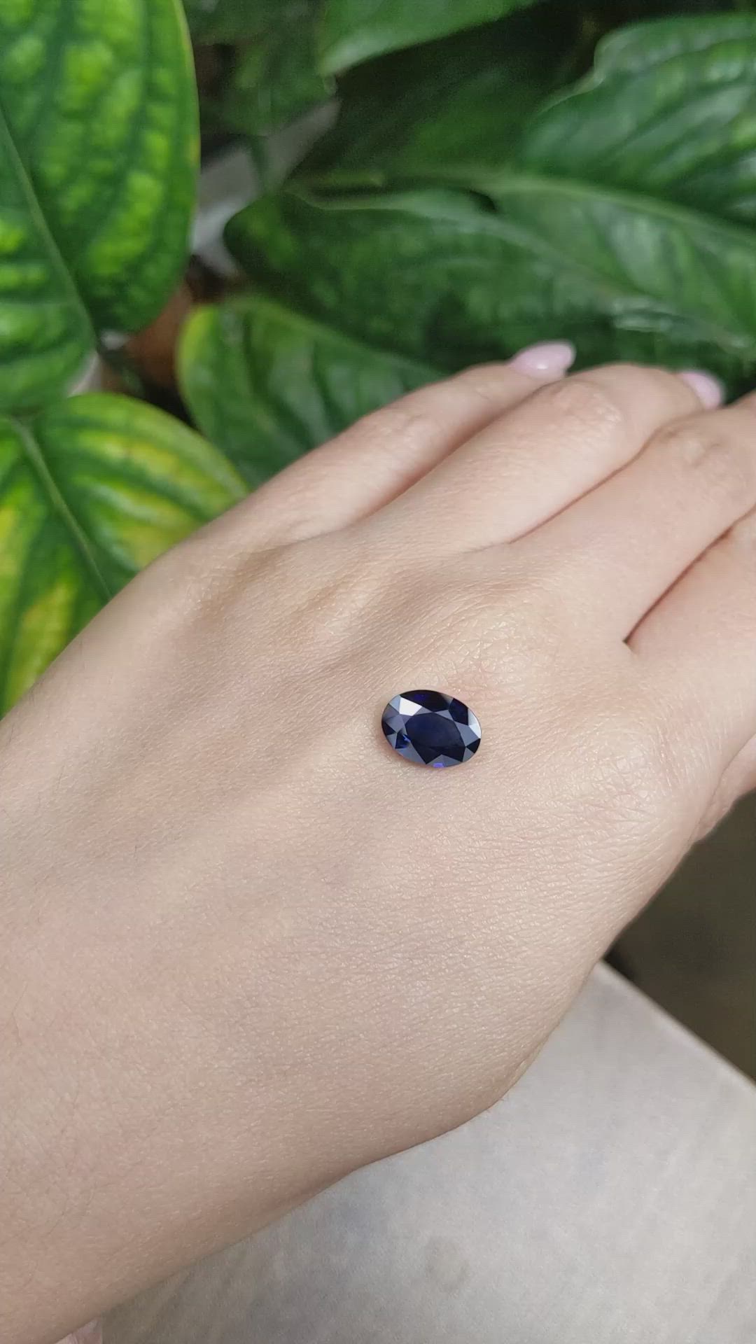 2.87 Ct. Blue Sapphire from Ceylon (Sri Lanka) Size Video