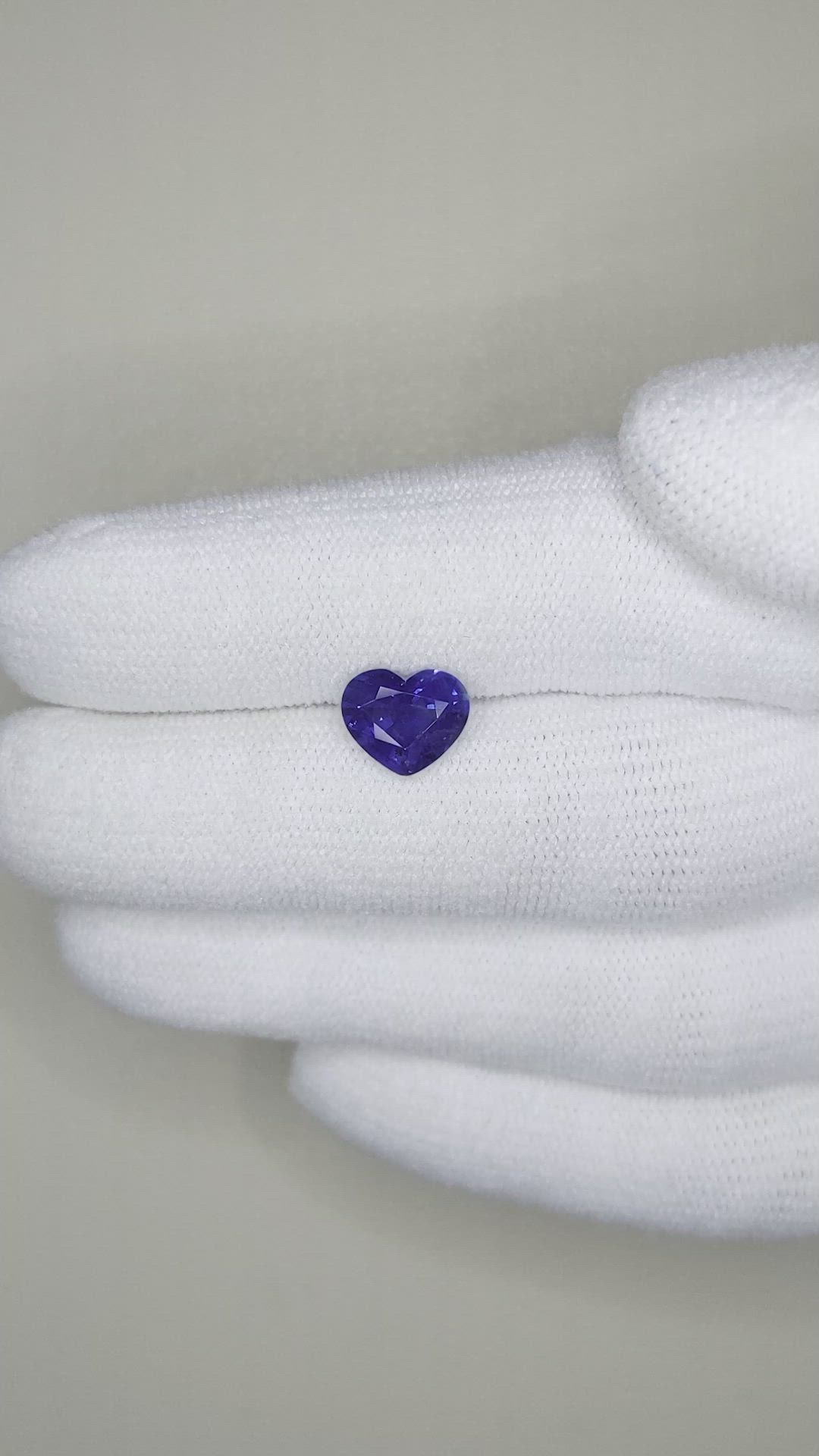 1.70 Ct. Blue Sapphire from Ceylon (Sri Lanka) Size Video