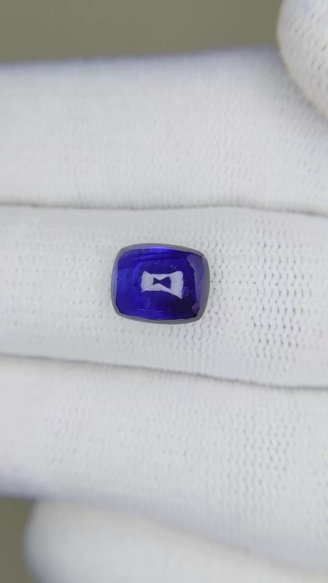2.63 Ct. Blue Cabochon Sapphire from Ceylon (Sri Lanka) Size Video
