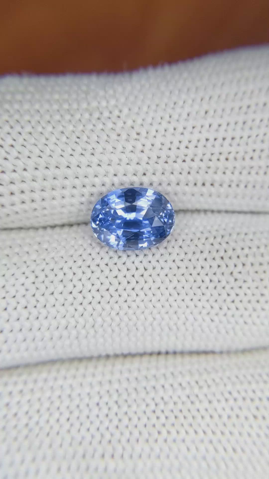 3.02 Ct. Blue Sapphire from Ceylon (Sri Lanka) Size Video