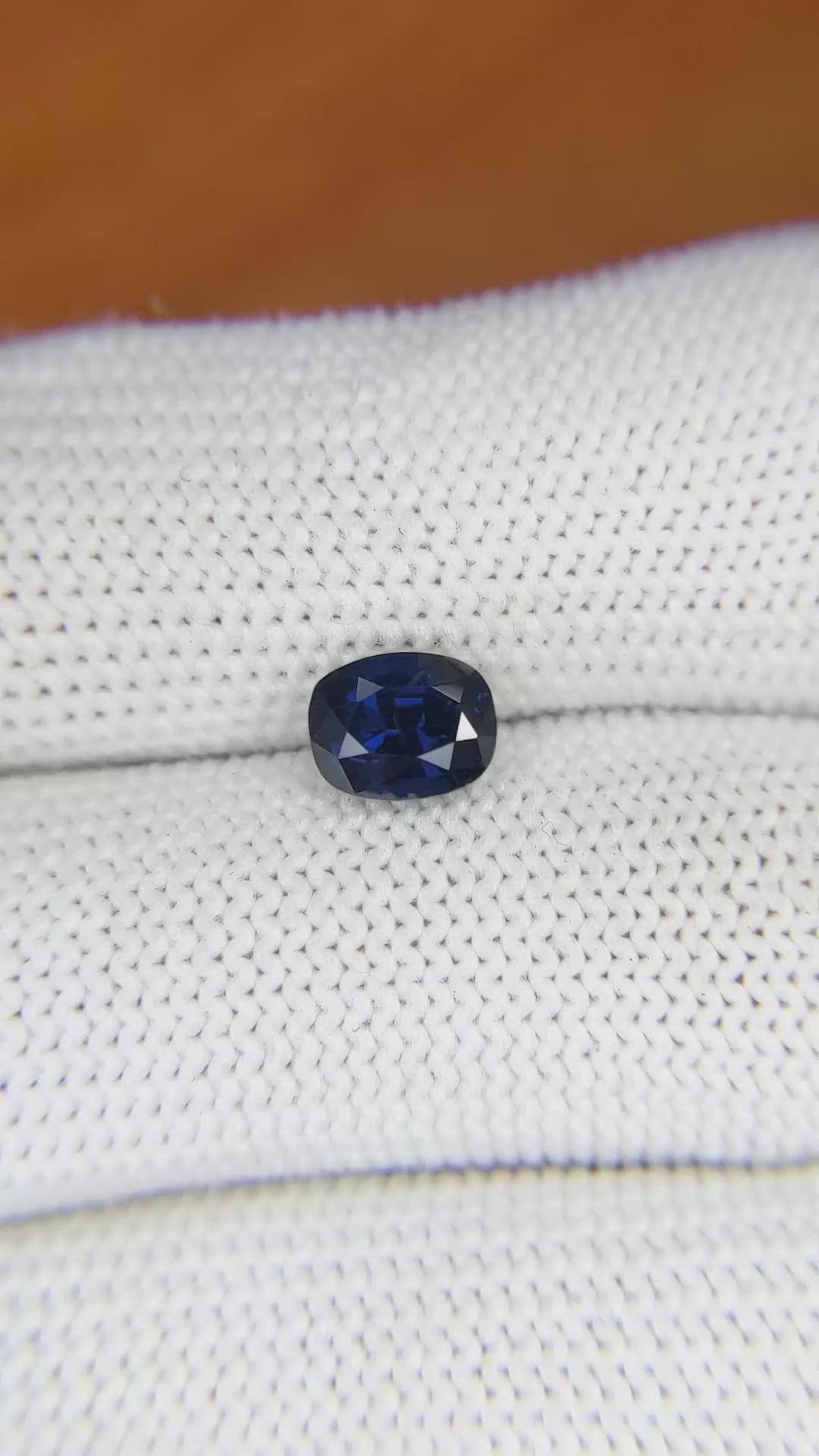 1.53 Ct. Blue Sapphire from Ceylon (Sri Lanka) Size Video