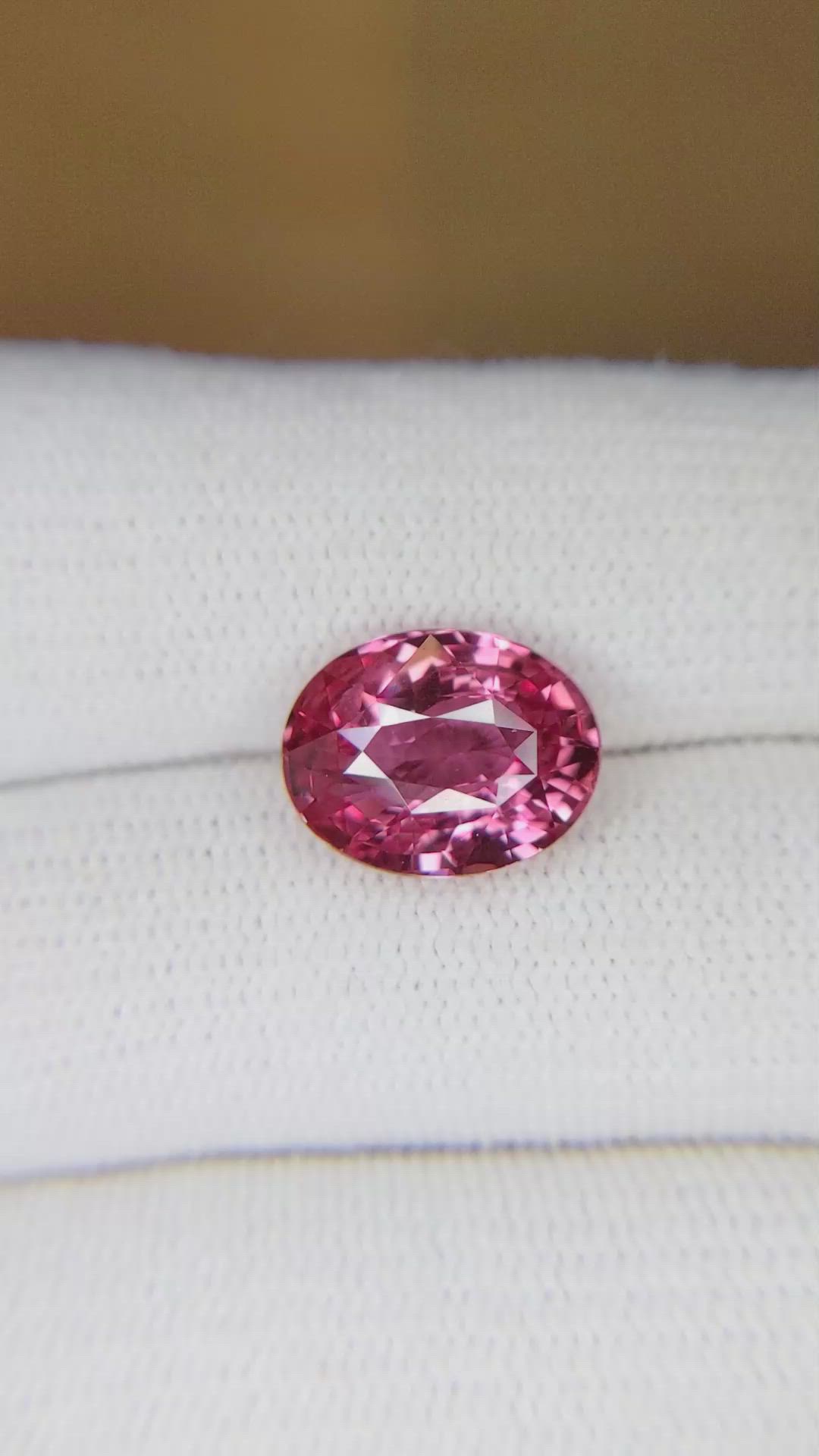 5.00 Ct. Pink Sapphire from Ceylon (Sri Lanka) Size Video