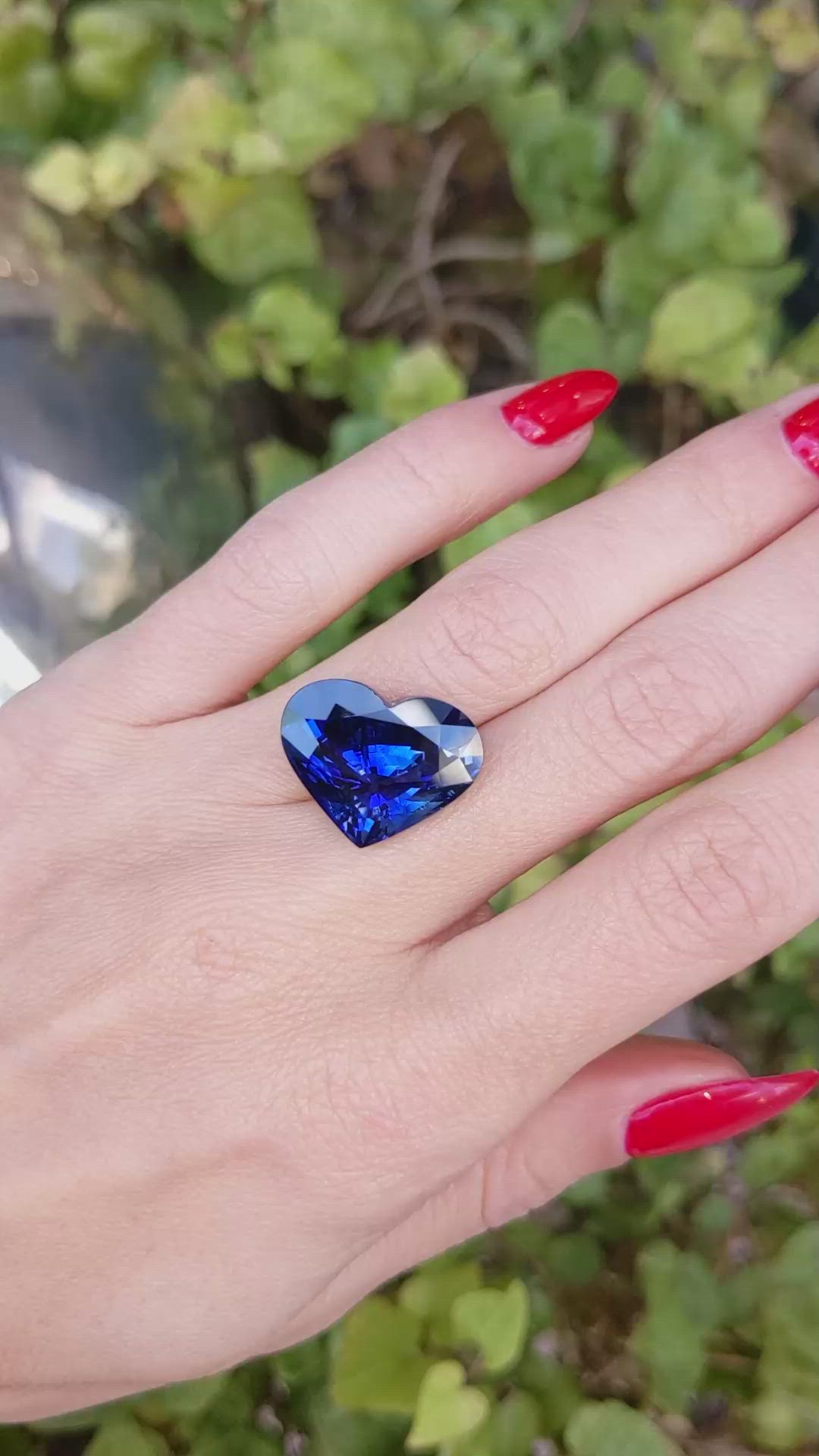 18.49 Ct. Blue Sapphire from Ceylon (Sri Lanka) Size Video