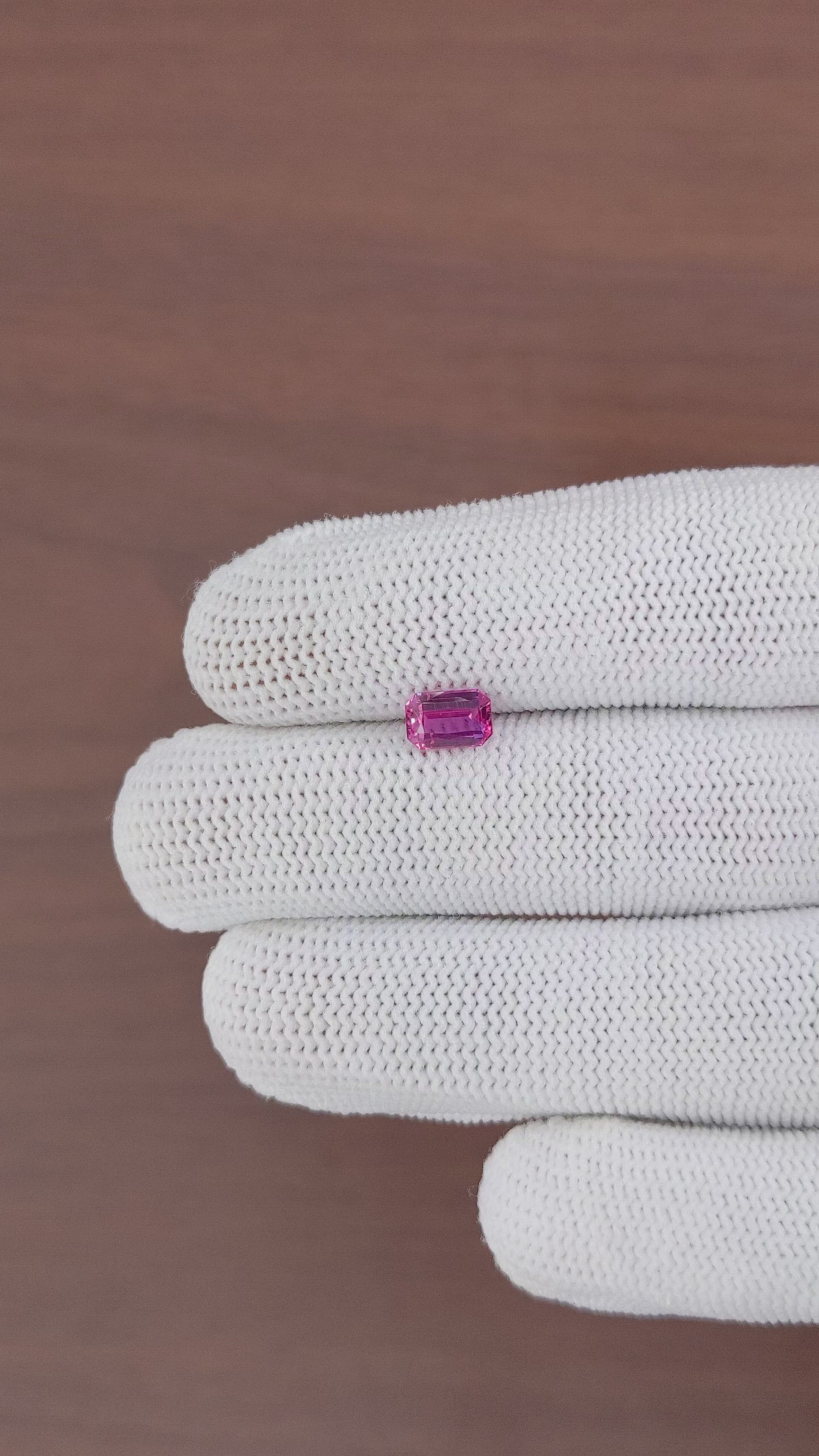 1.00 Ct. Pink Sapphire from Mozambique Size Video