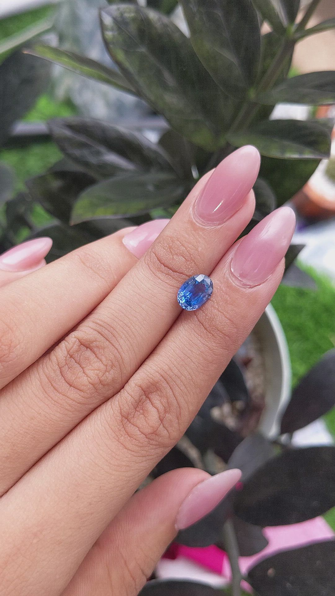 2.11 Ct. Blue Sapphire from Ceylon (Sri Lanka) Size Video
