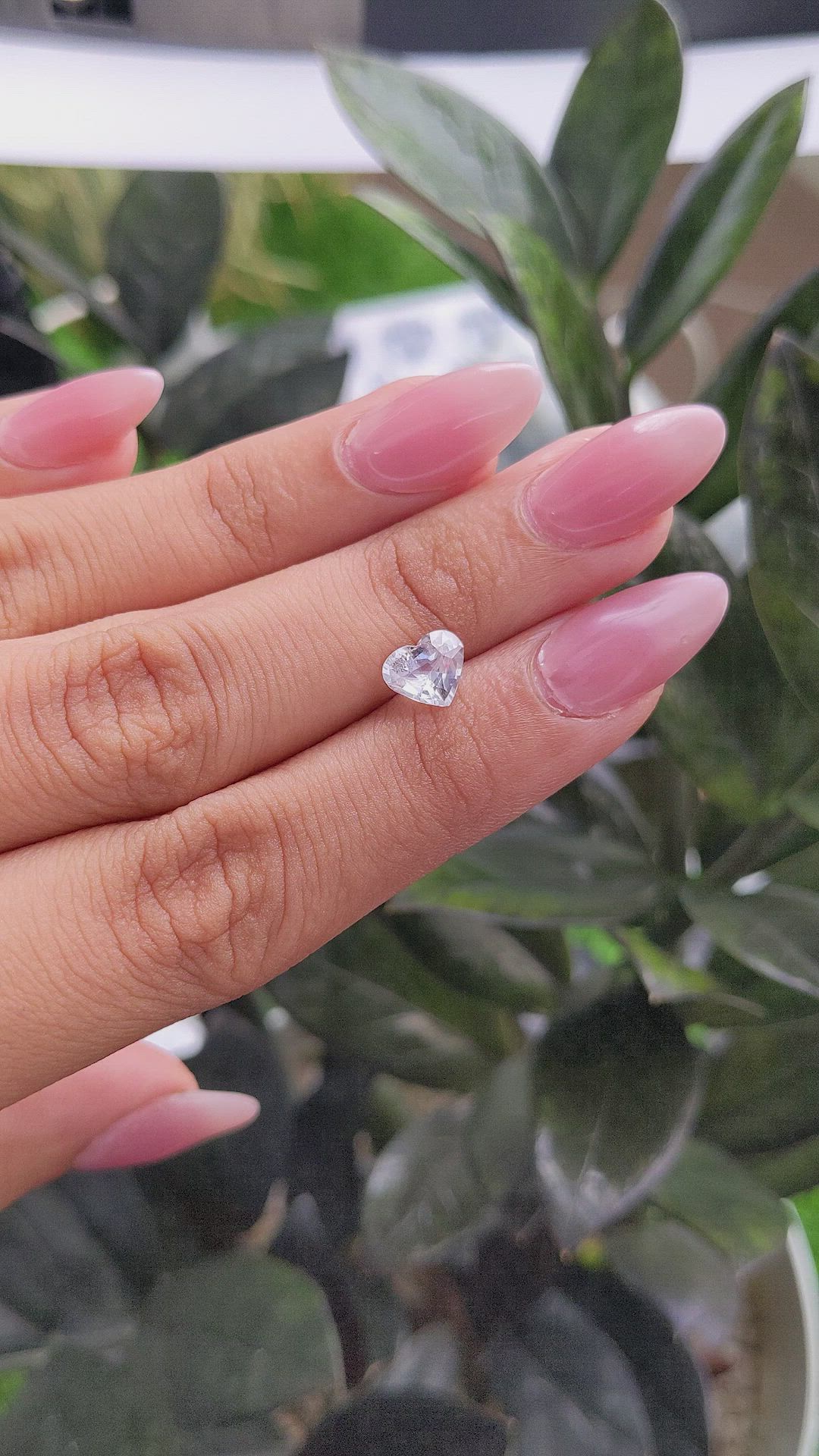 1.32 Ct. White Sapphire from Ceylon (Sri Lanka) Size Video