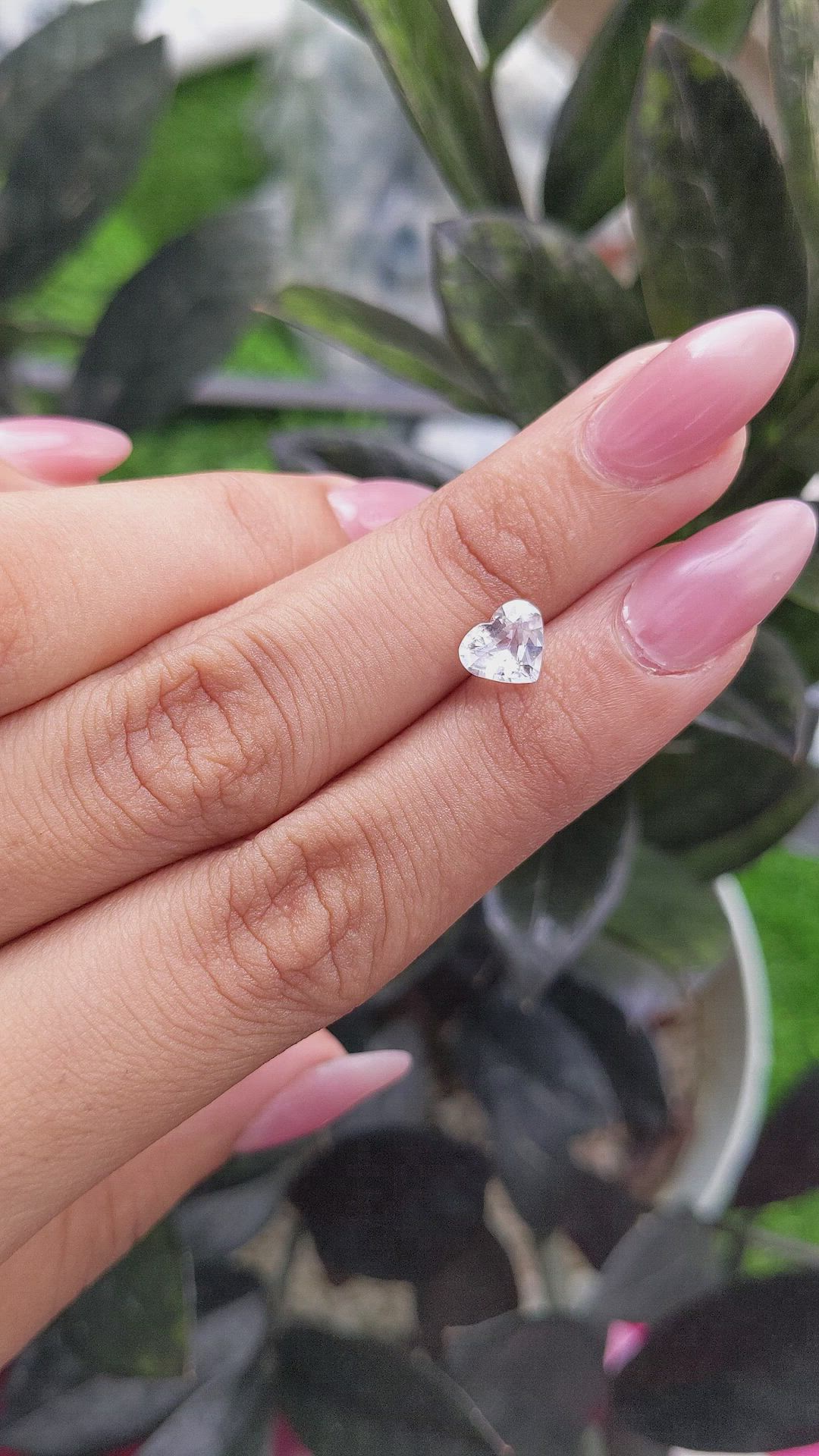1.32 Ct. White Sapphire from Ceylon (Sri Lanka) Size Video