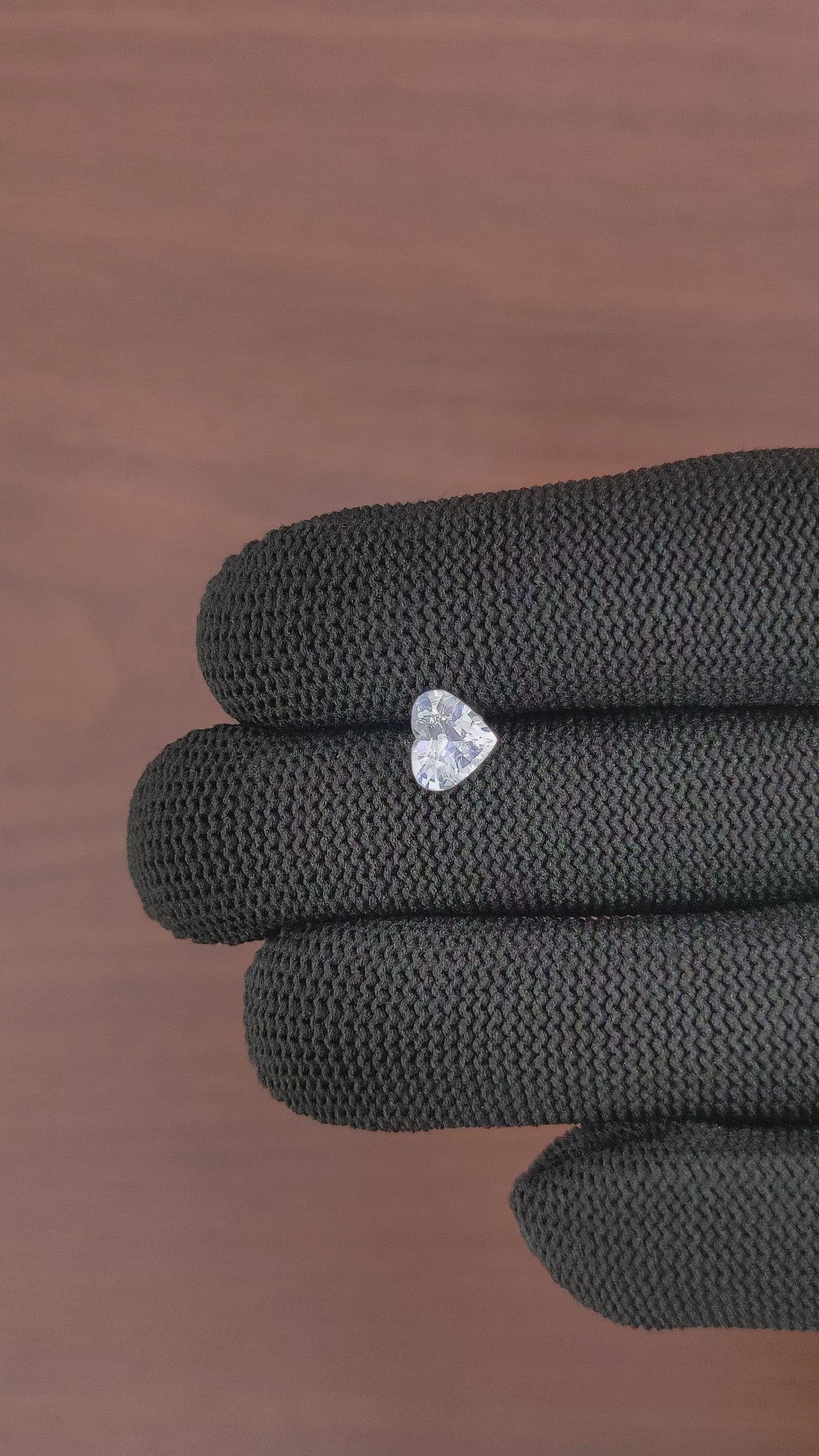 1.32 Ct. White Sapphire from Ceylon (Sri Lanka) Size Video
