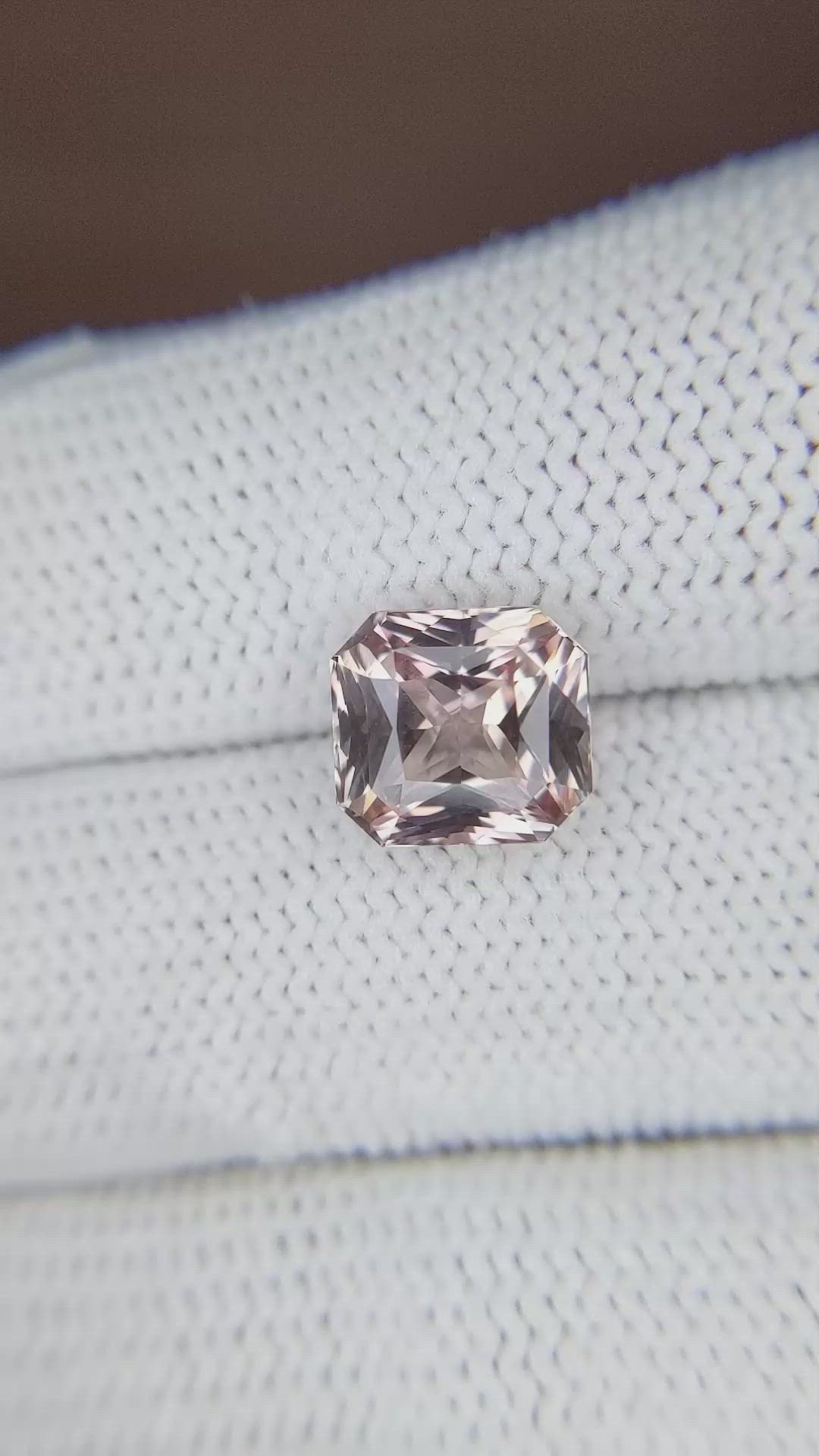 4.09 Ct. Padparadscha Sapphire from Madagascar Size Video