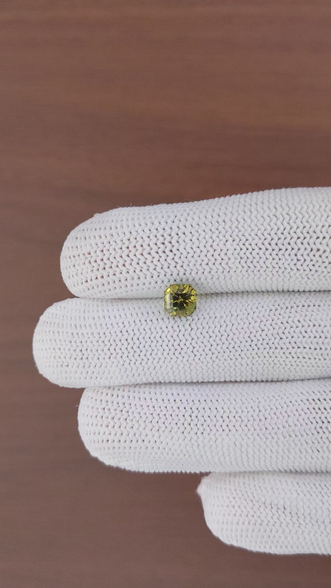 1.55 Ct. Yellowish Green Sapphire from Ceylon (Sri Lanka) Size Video